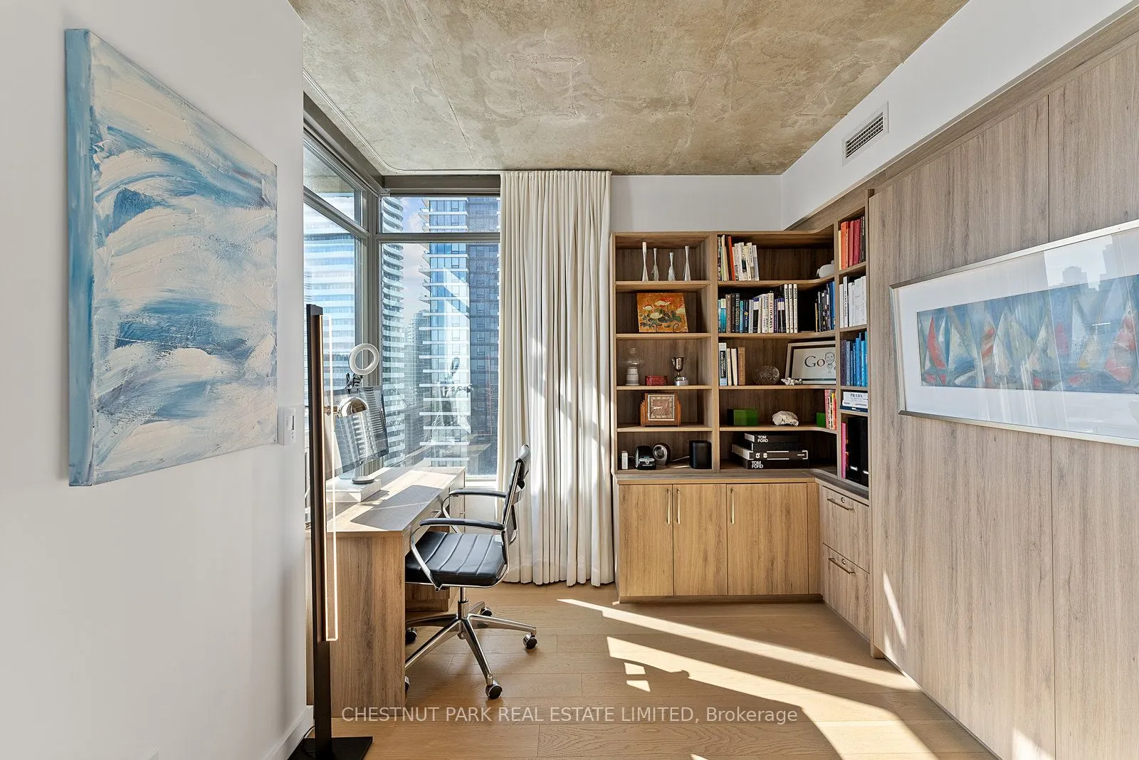 281 Mutual Street, #2502