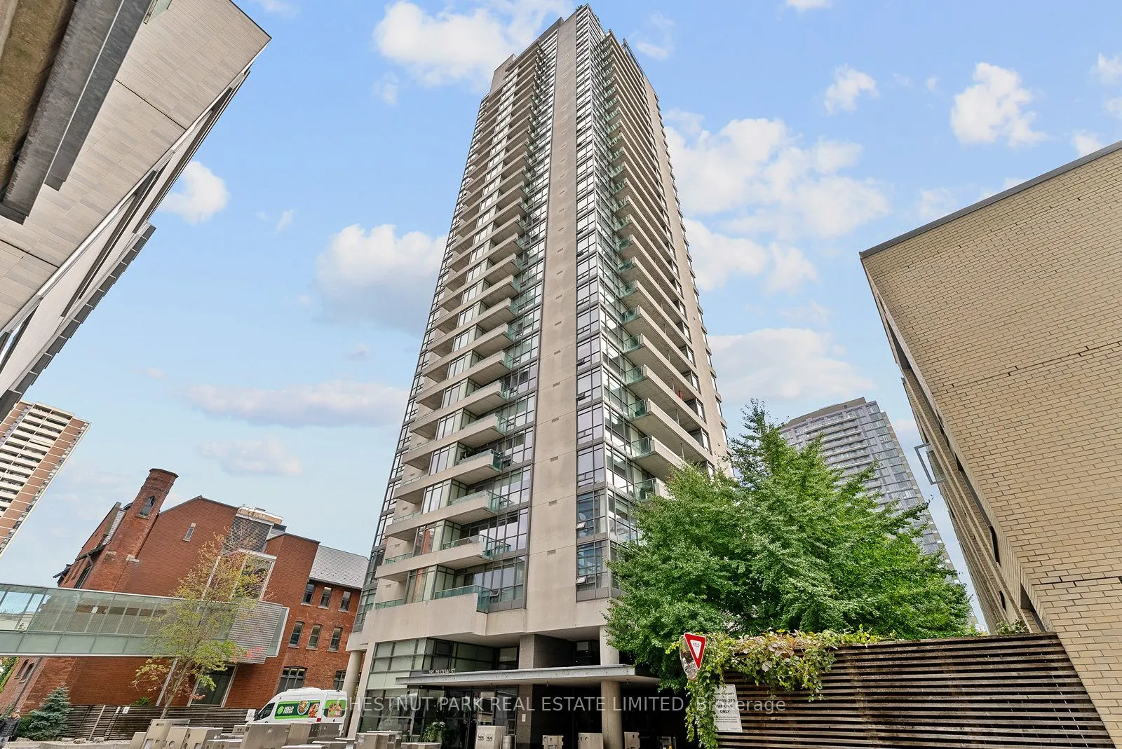 281 Mutual Street, #2502