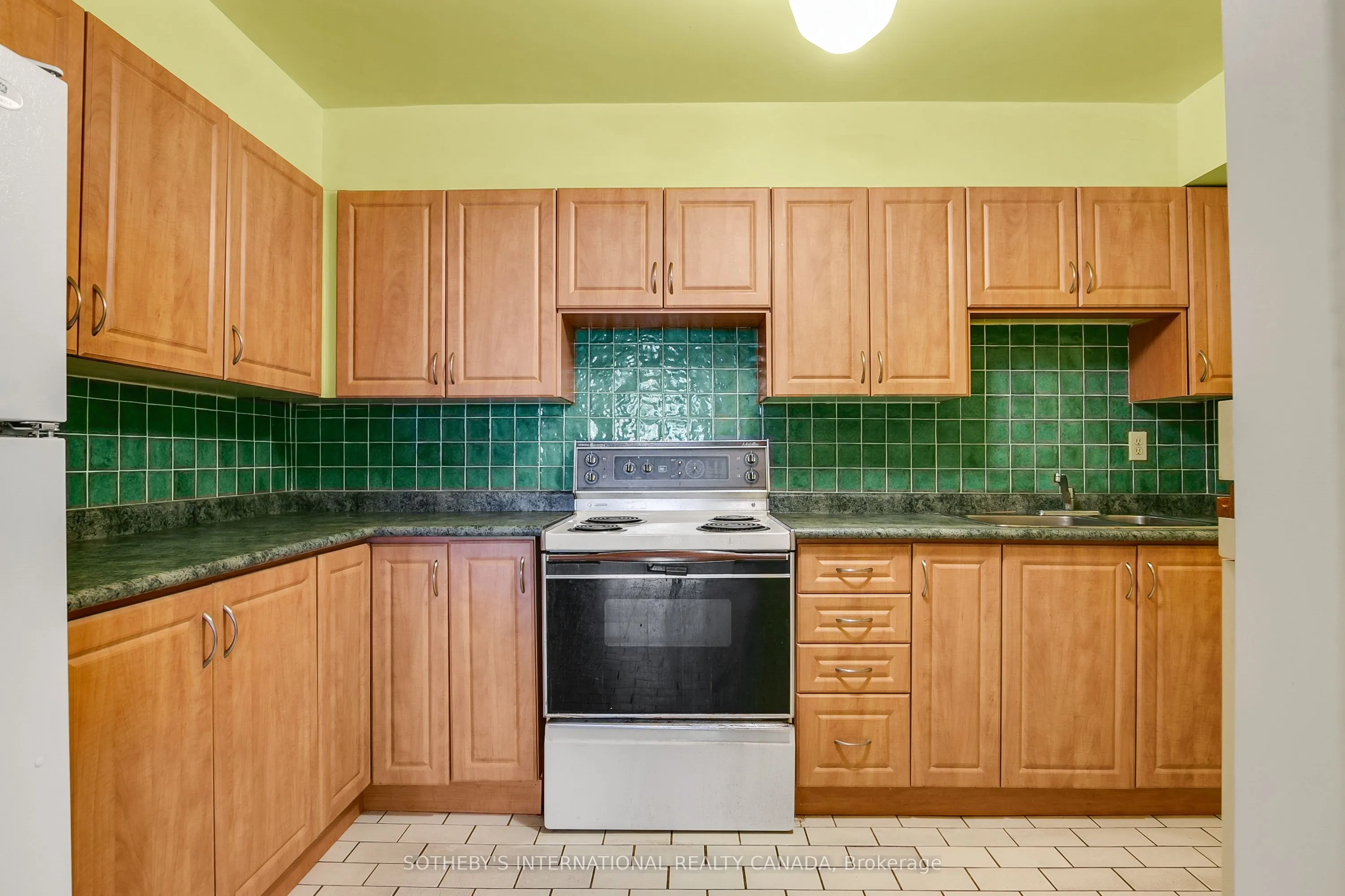 52 Granby Street, #8