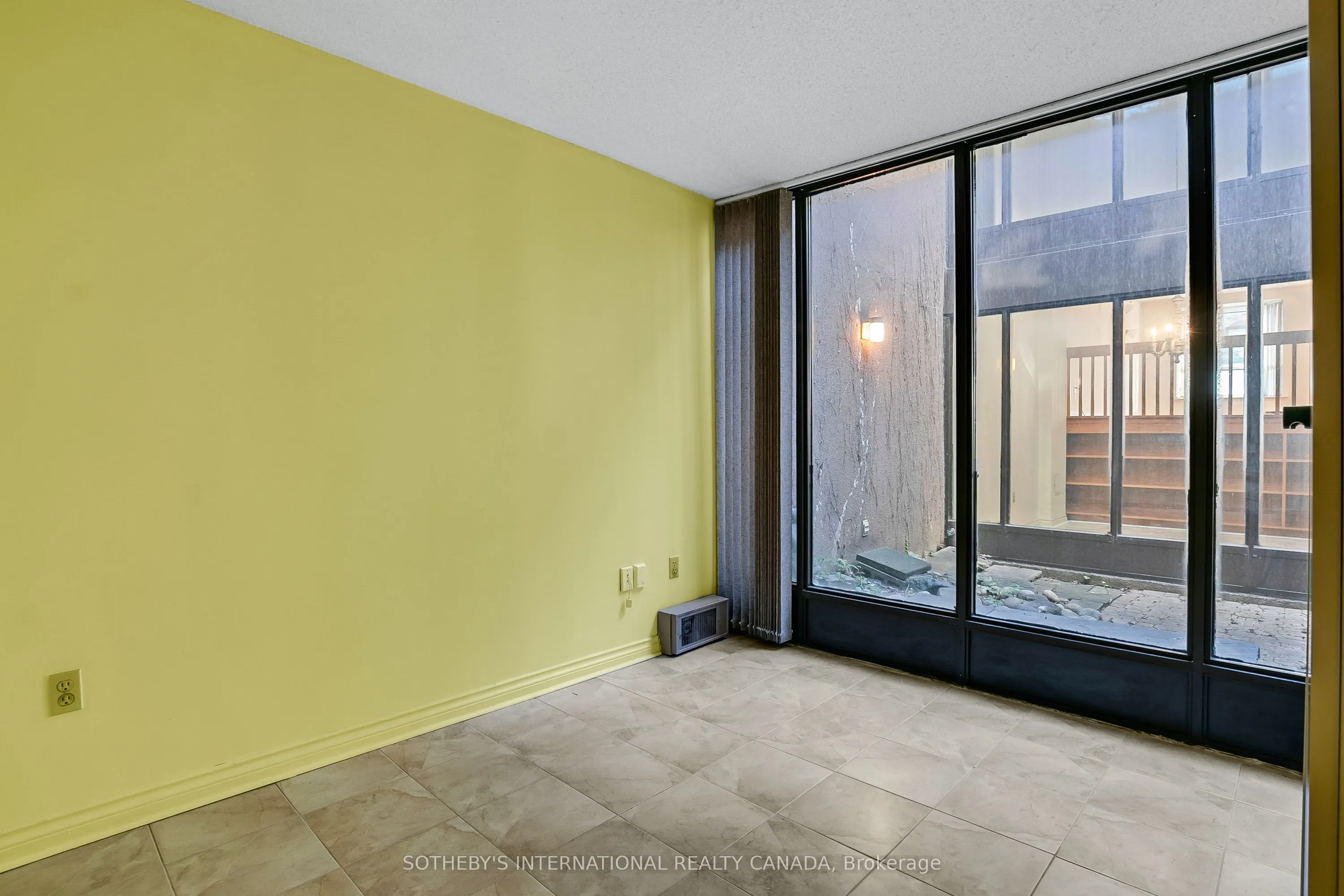 52 Granby Street, #8