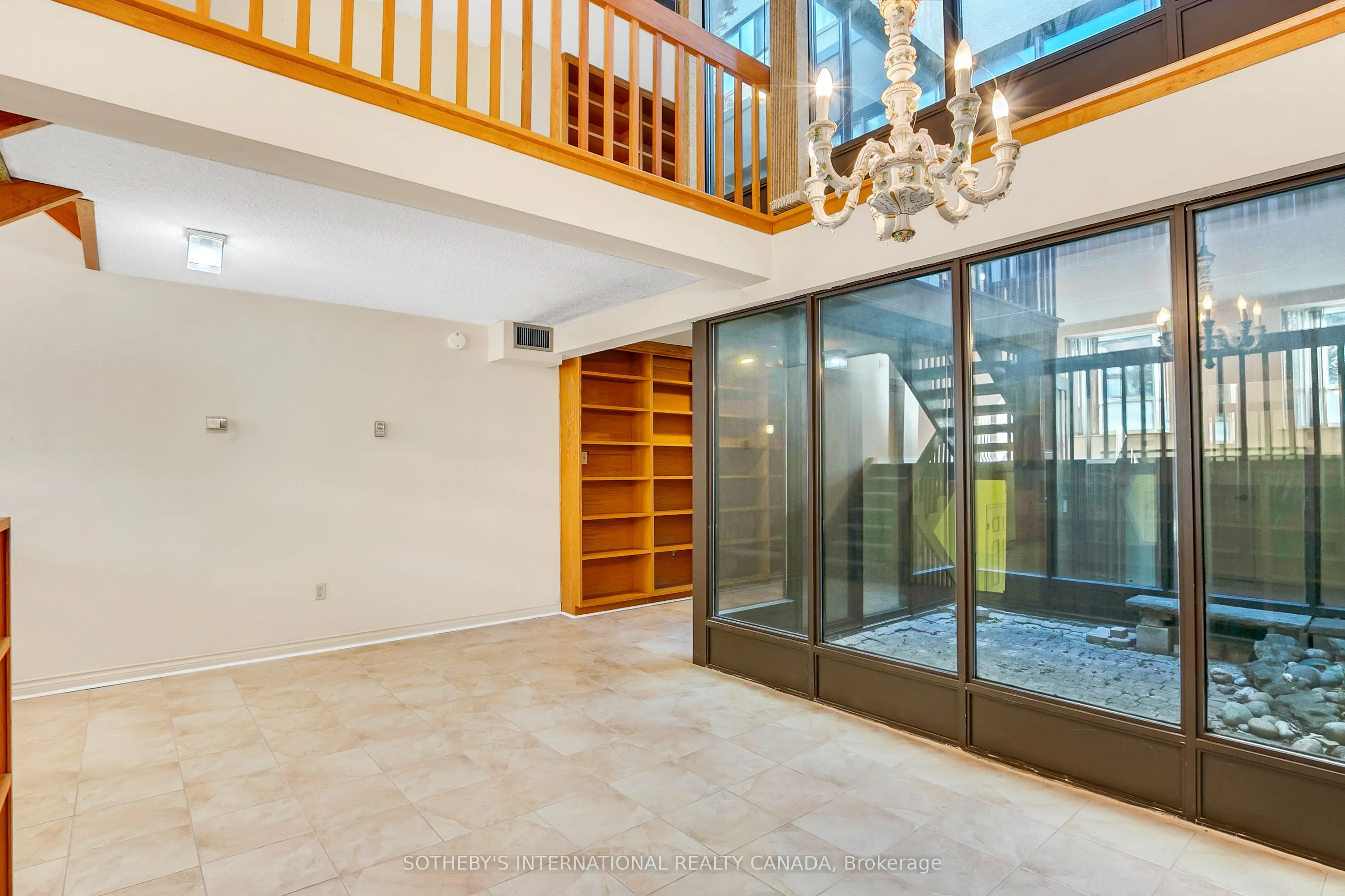 52 Granby Street, #8