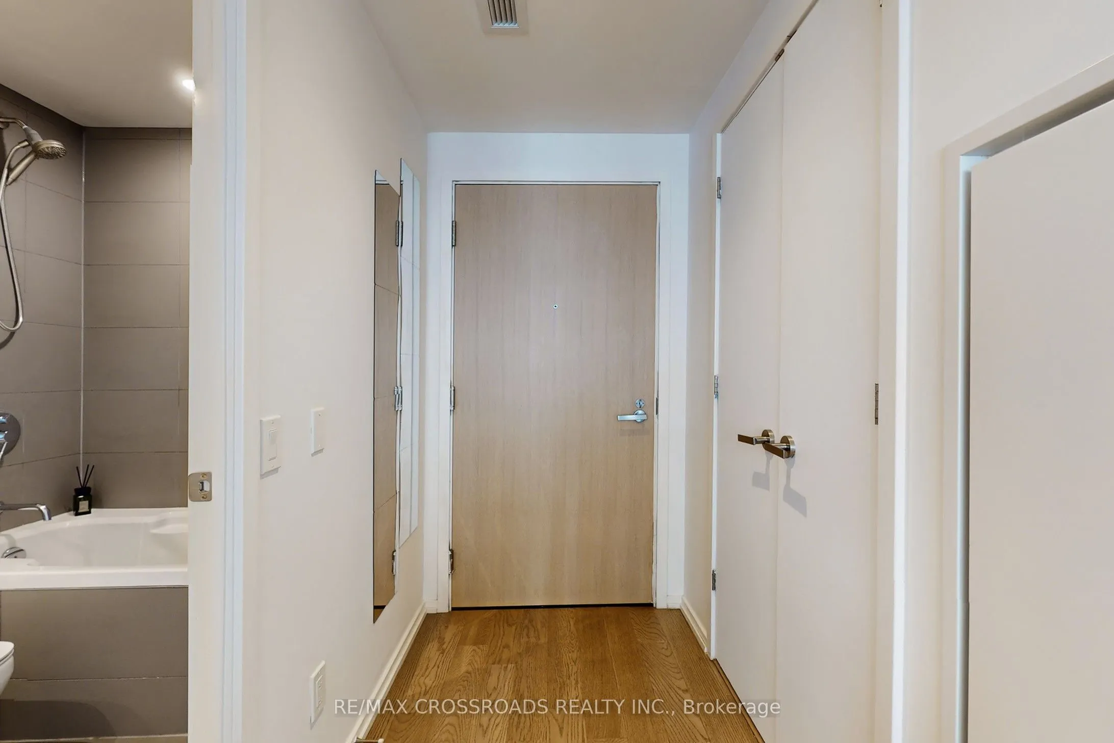 5 Soudan Avenue, #3110