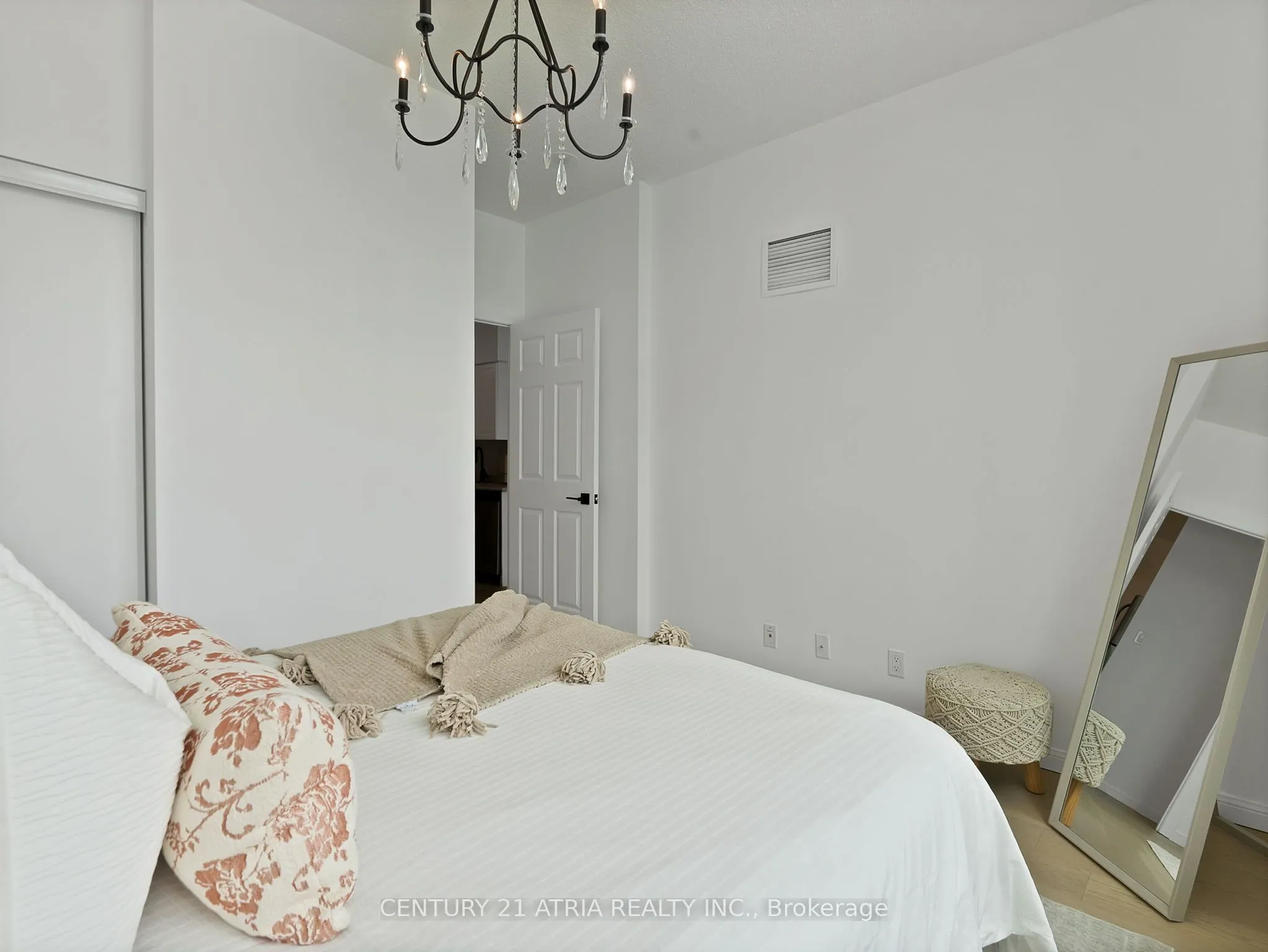 228 Queens Quay W, #1101