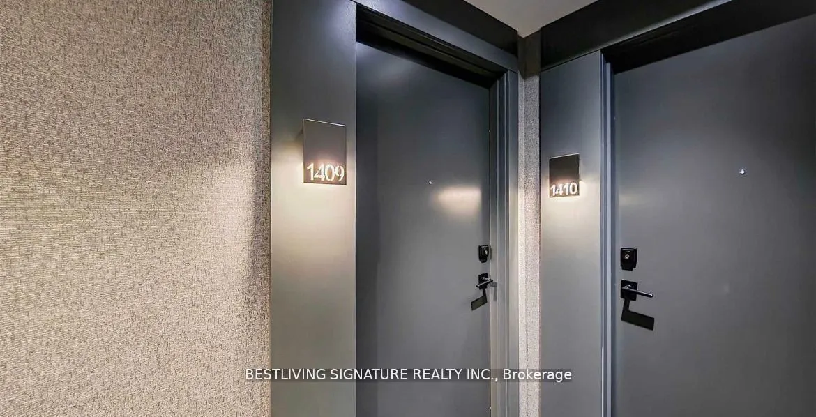 435 Richmond Street W, #1409
