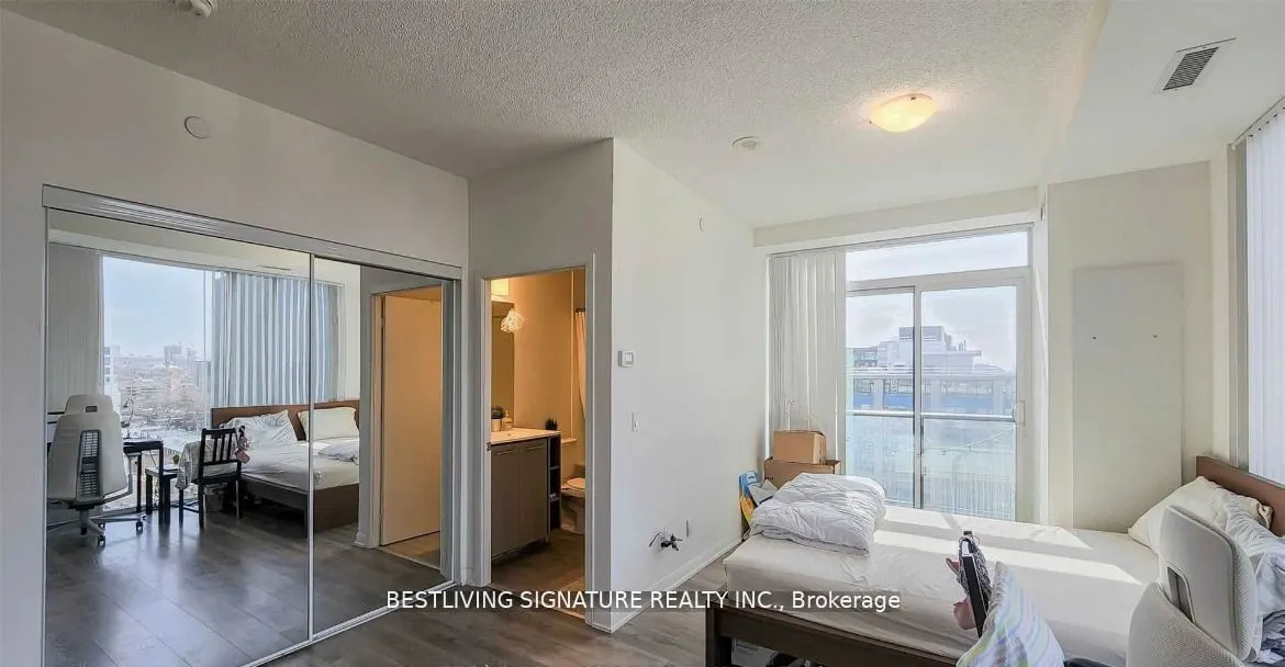 435 Richmond Street W, #1409