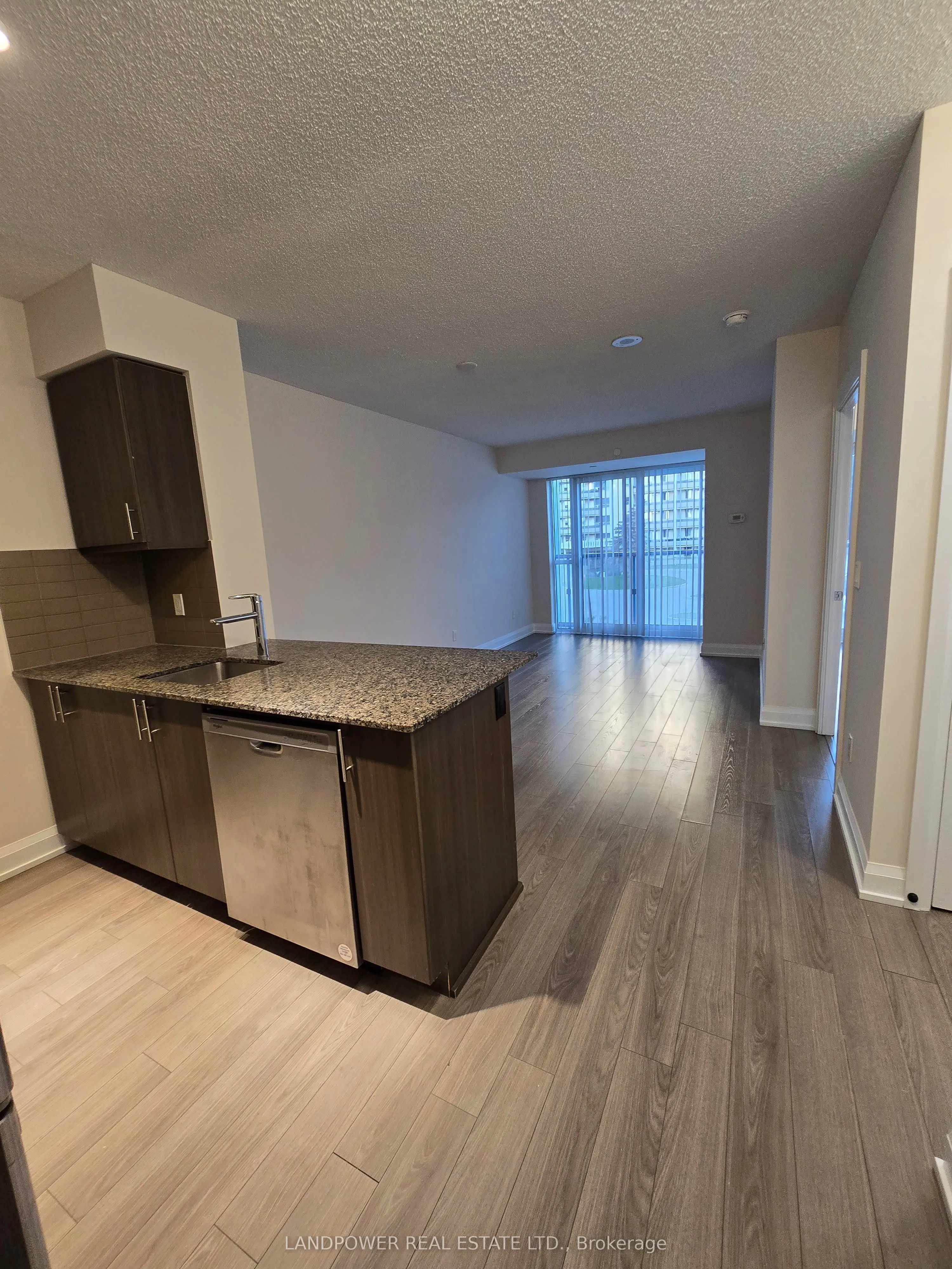 18 Graydon Hall Drive, #407