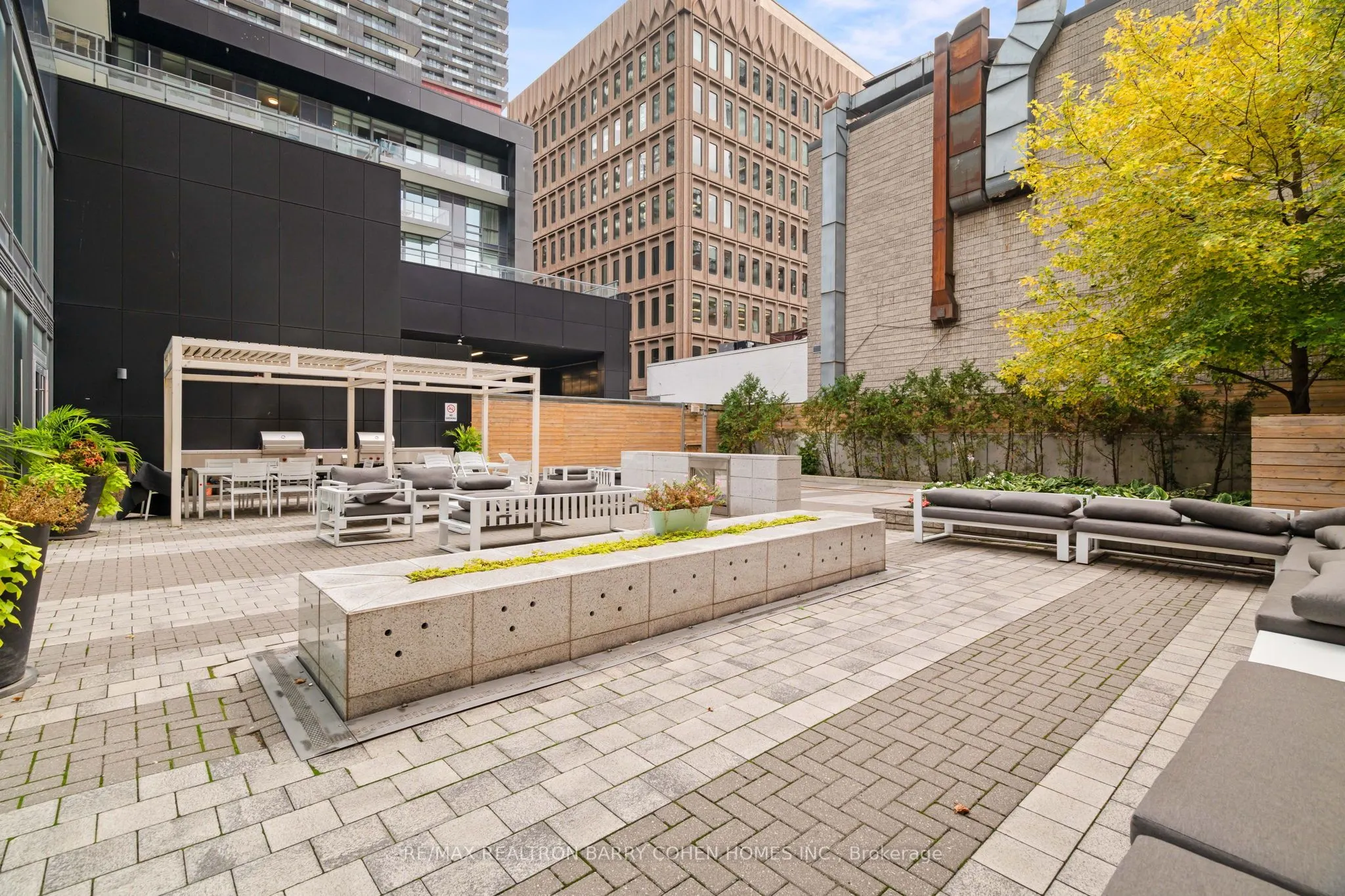 30 Roehampton Avenue, #603