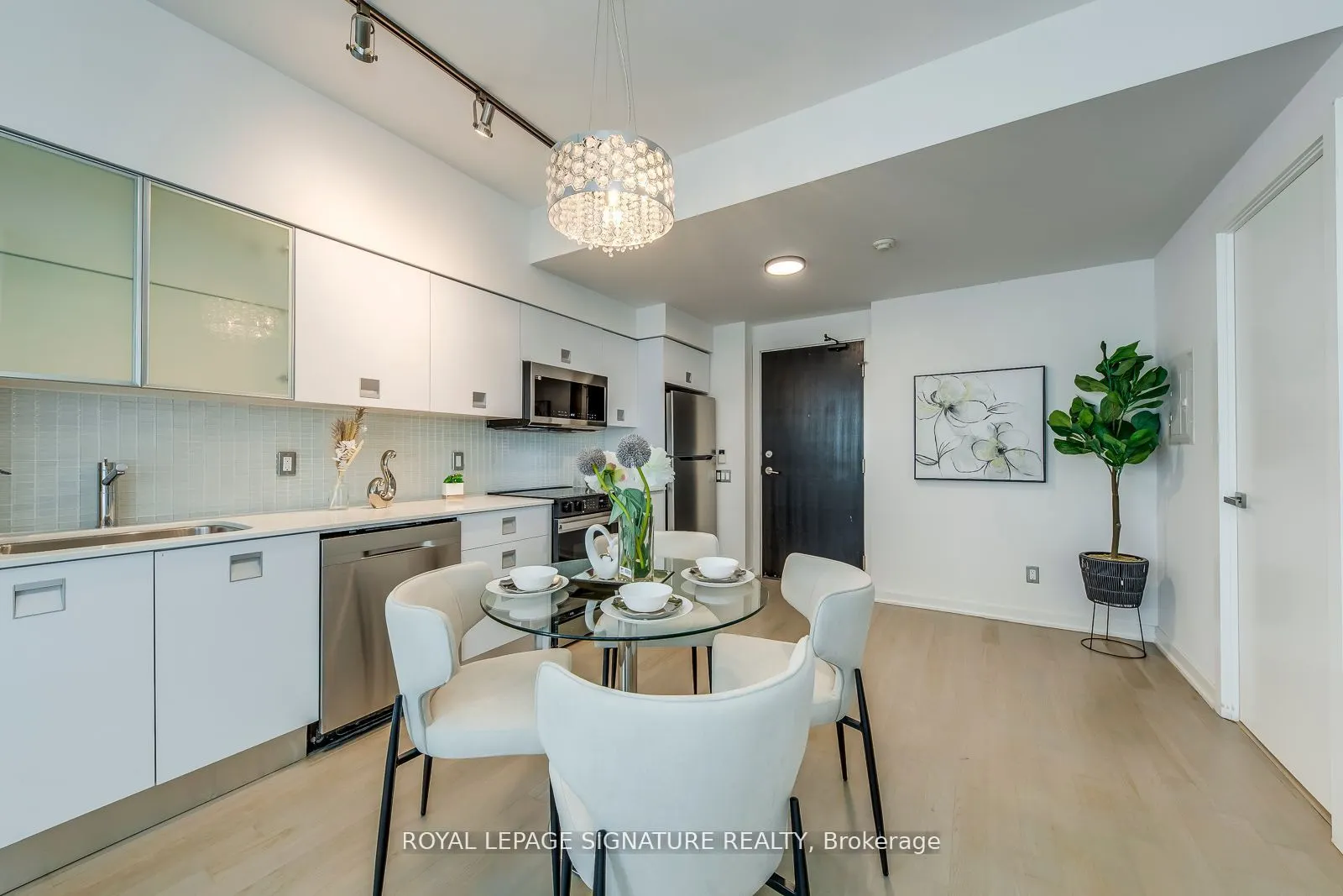 33 Charles Street E, #3001