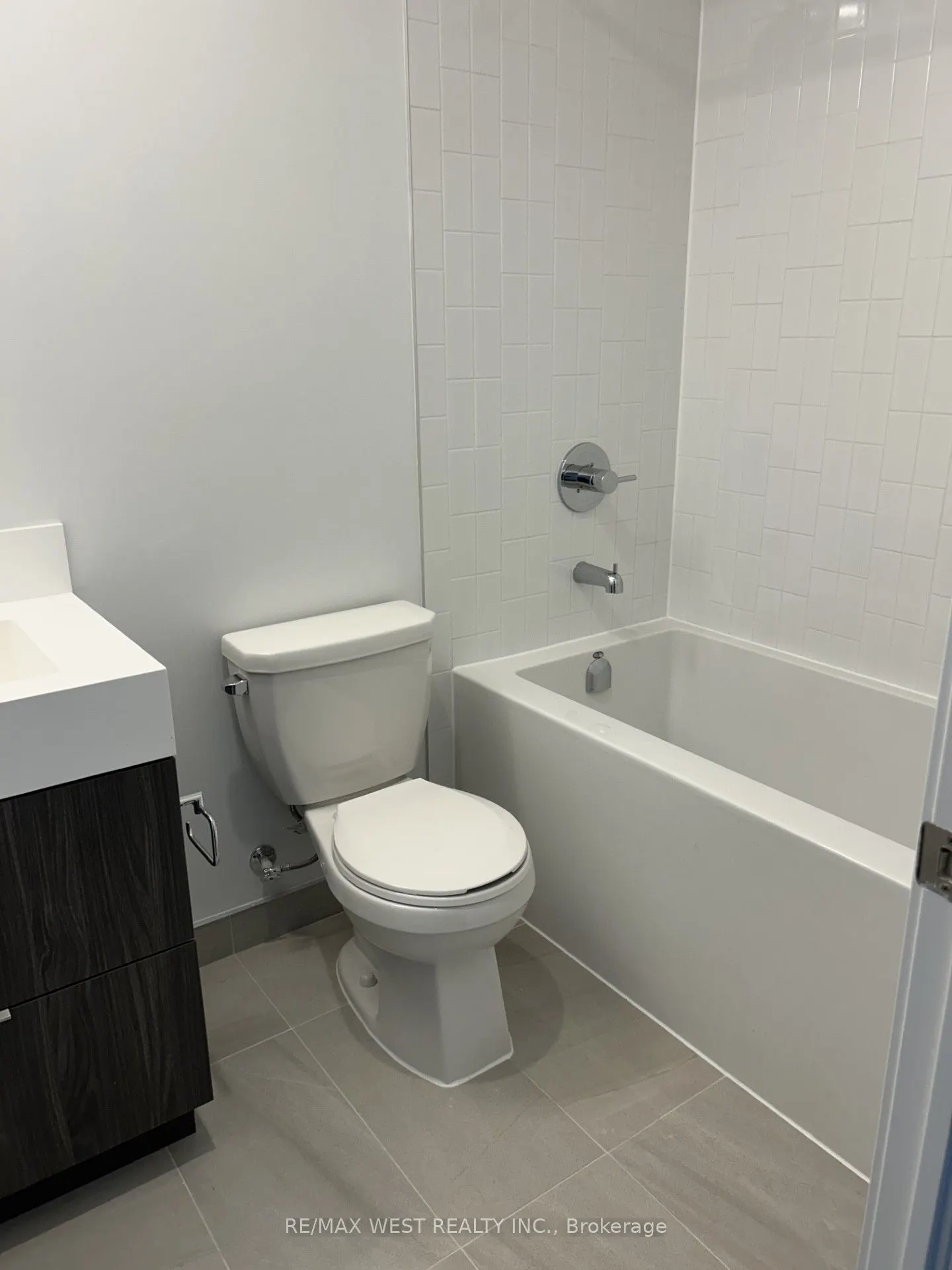 130 RIVER Street, #3009