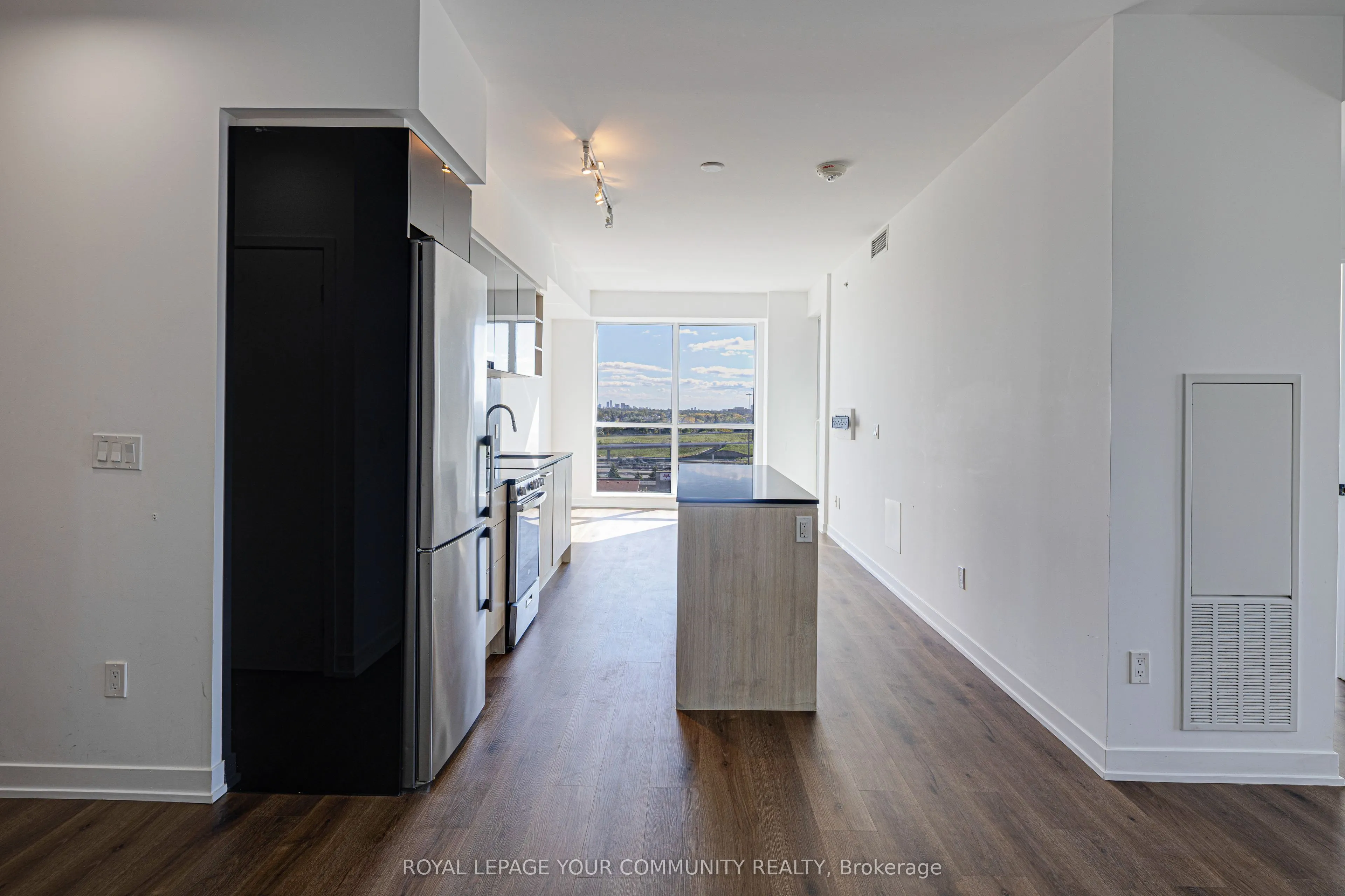 31 Tippett Road, #1023