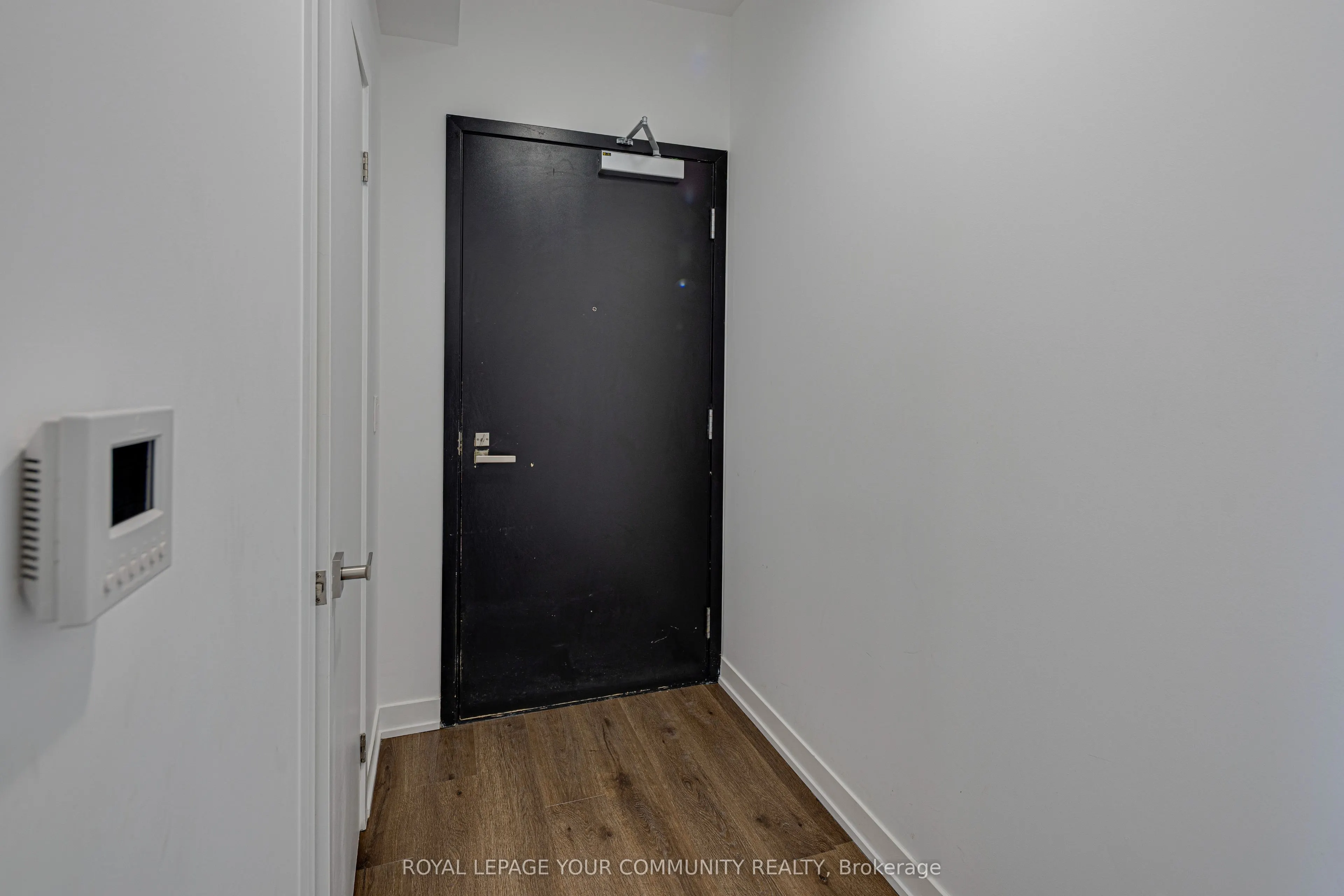 31 Tippett Road, #1023