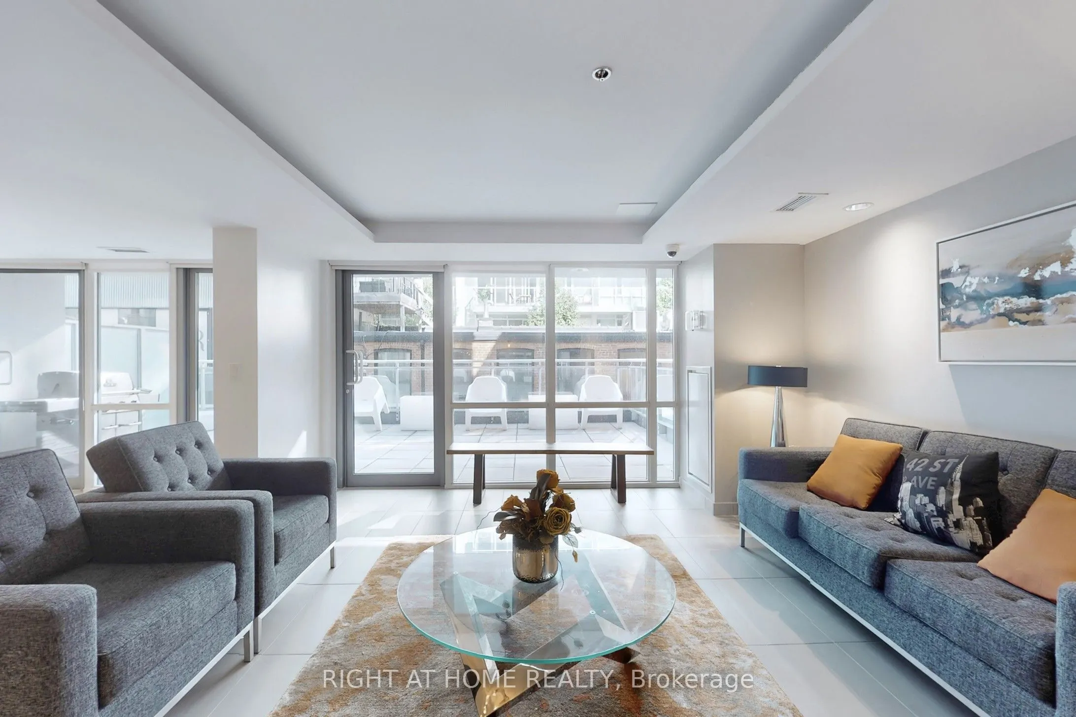 508 Wellington Street W, #Level 2 Party Room