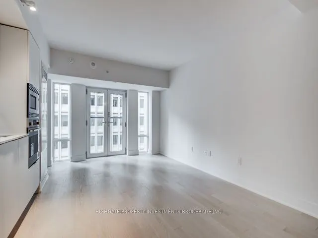 955 Bay Street, #618
