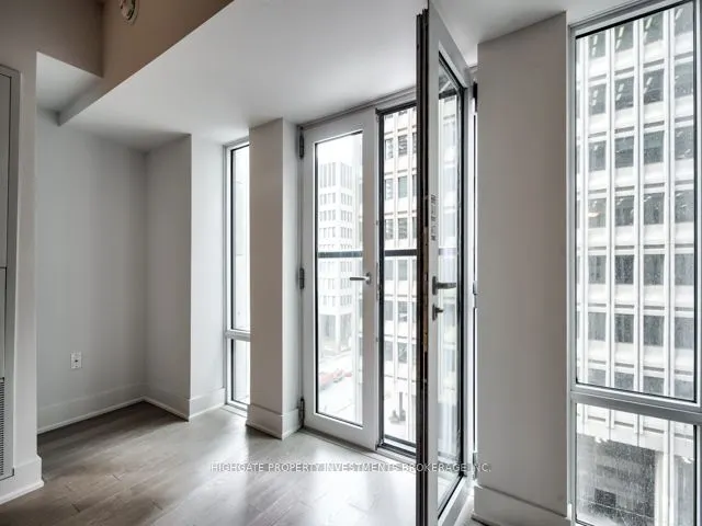 955 Bay Street, #618