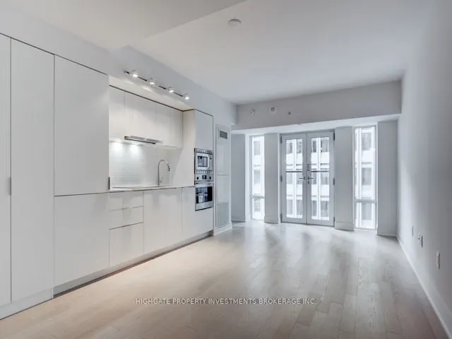 955 Bay Street, #618
