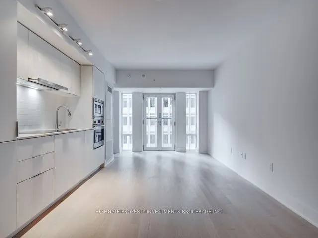 955 Bay Street, #618