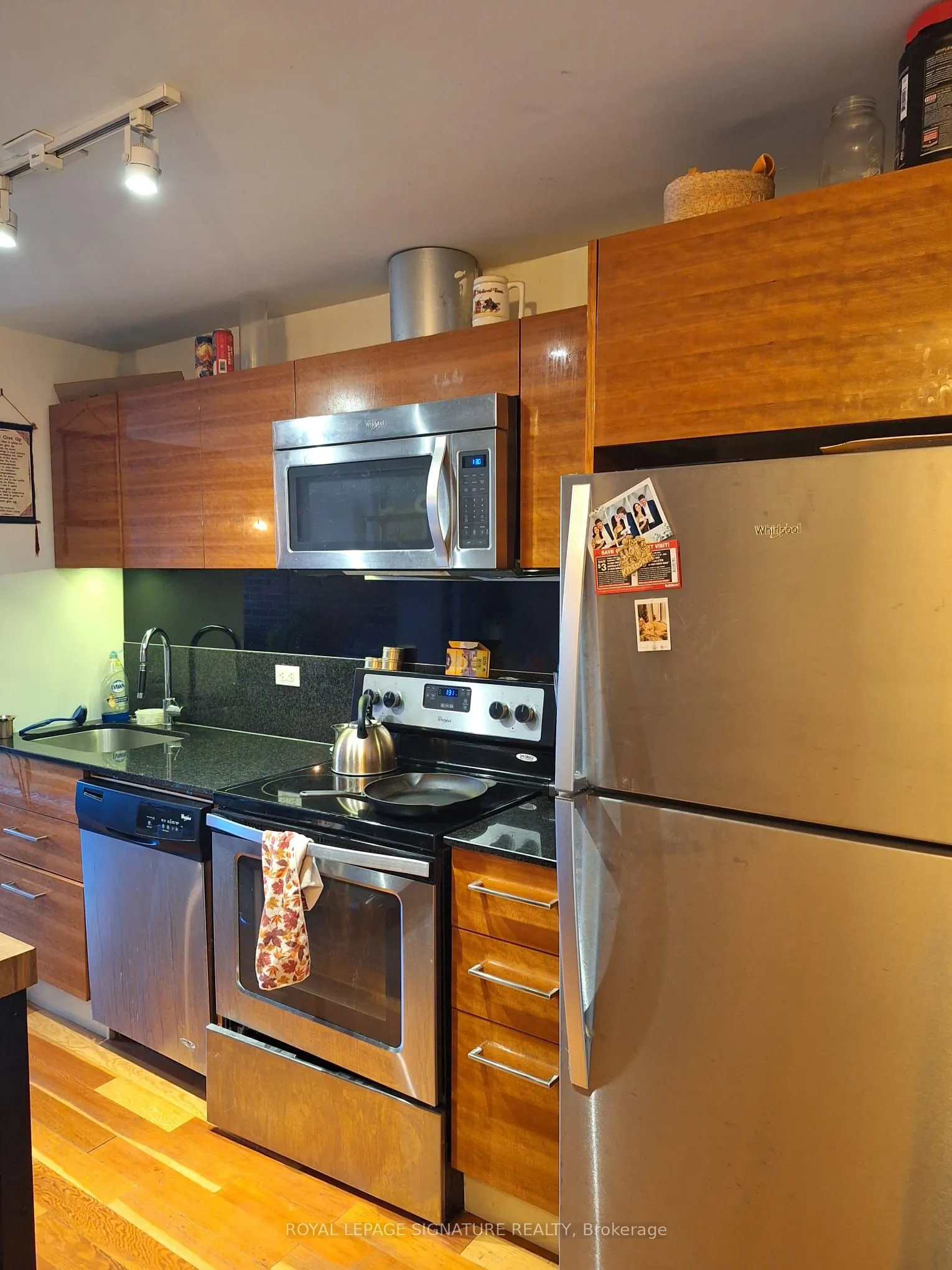 390 Cherry Street, #204