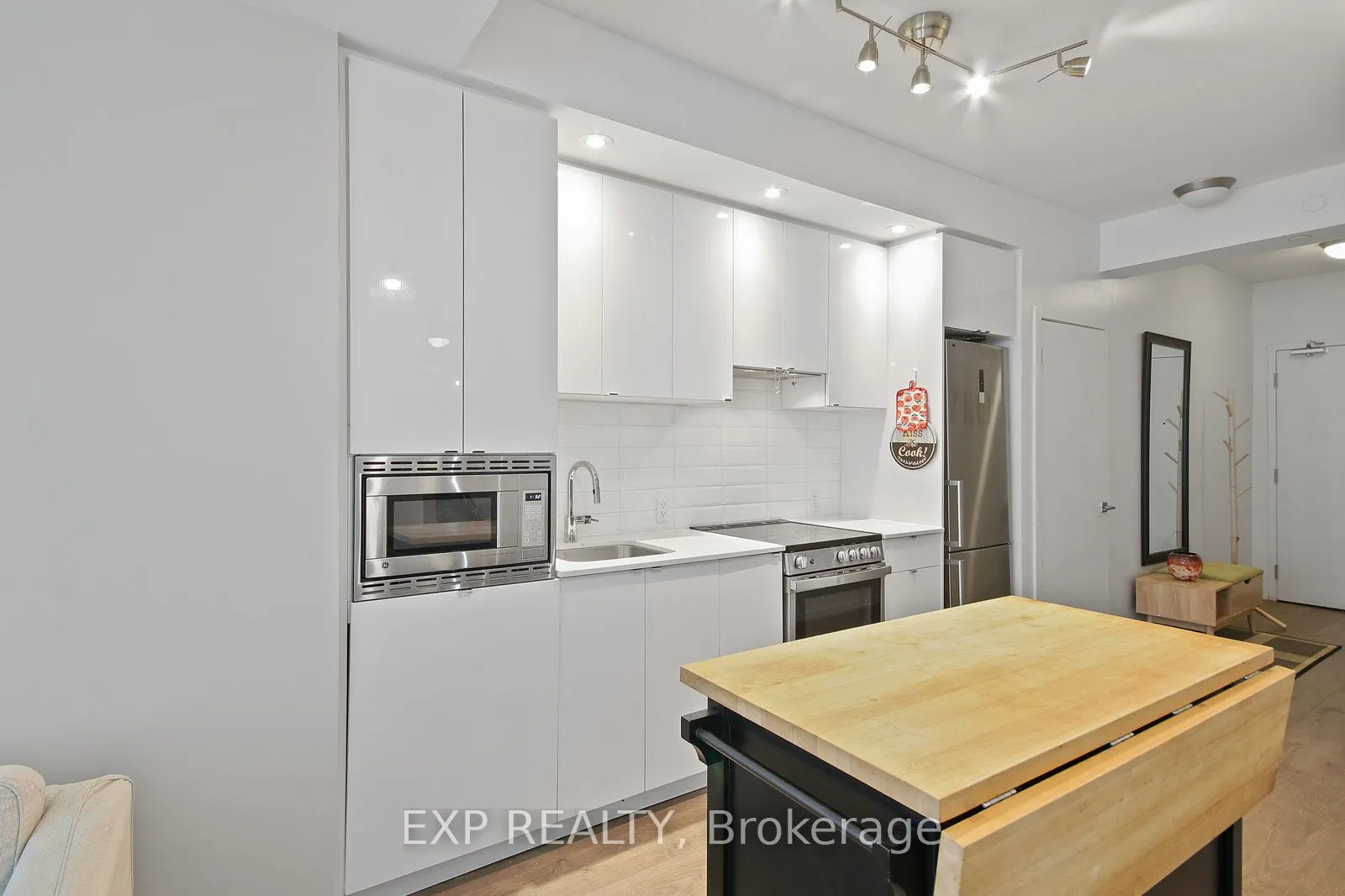 49 East Liberty Street, #1508