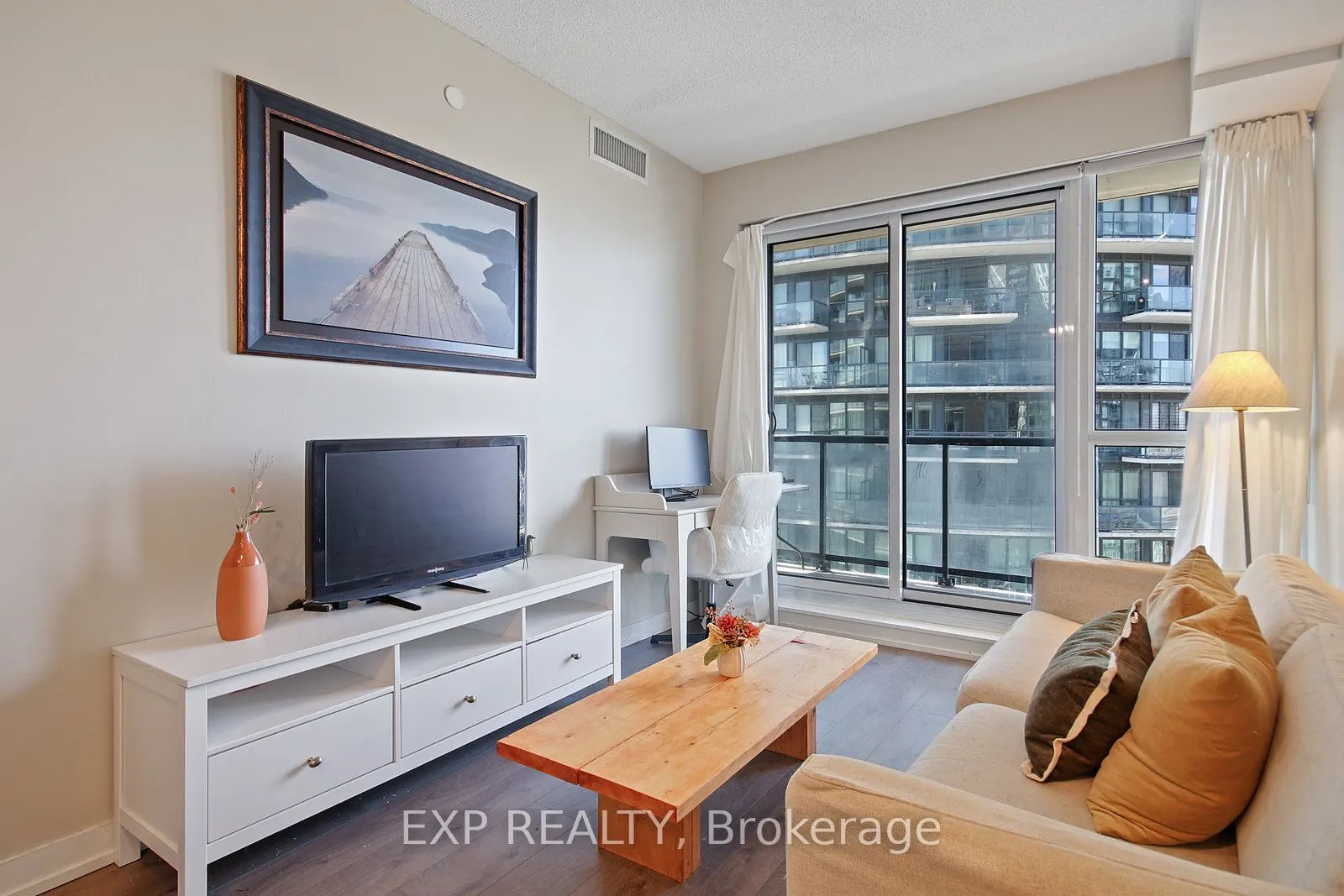 49 East Liberty Street, #1508