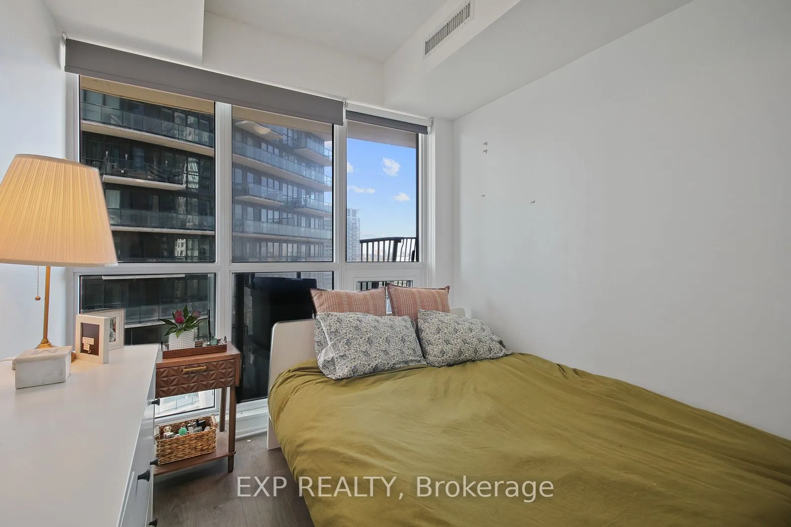 49 East Liberty Street, #1508