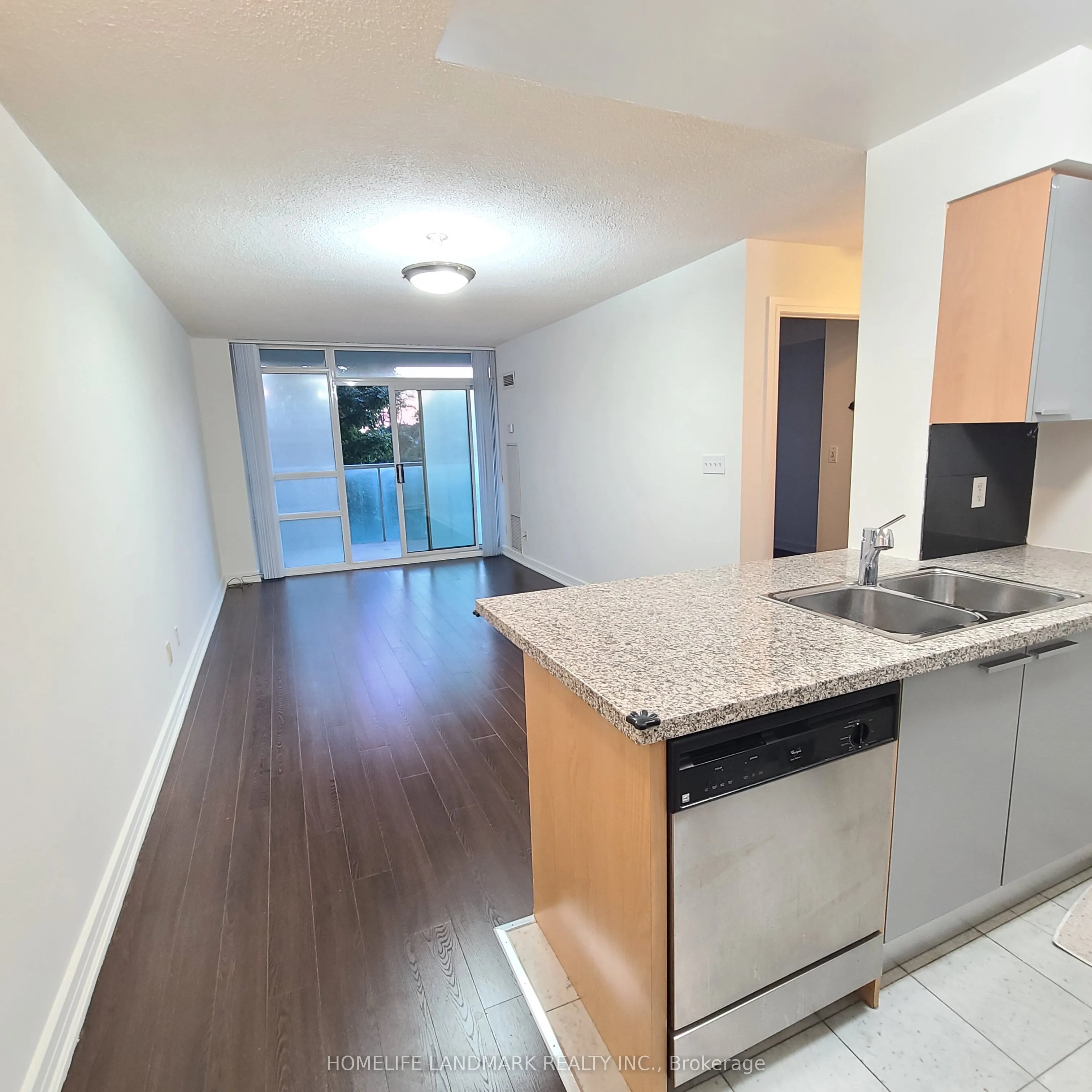 18 Harrison Garden Boulevard, #312