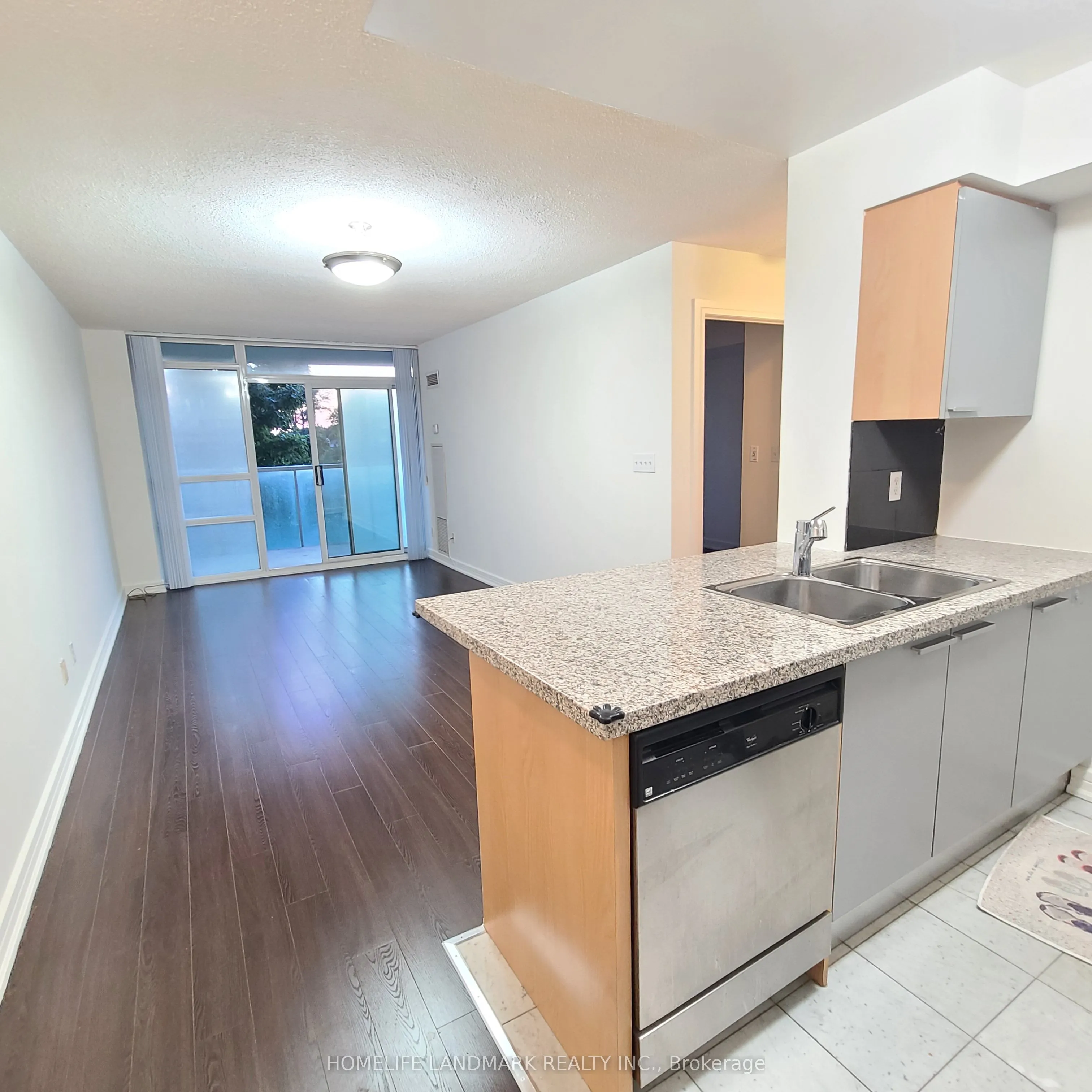 18 Harrison Garden Boulevard, #312