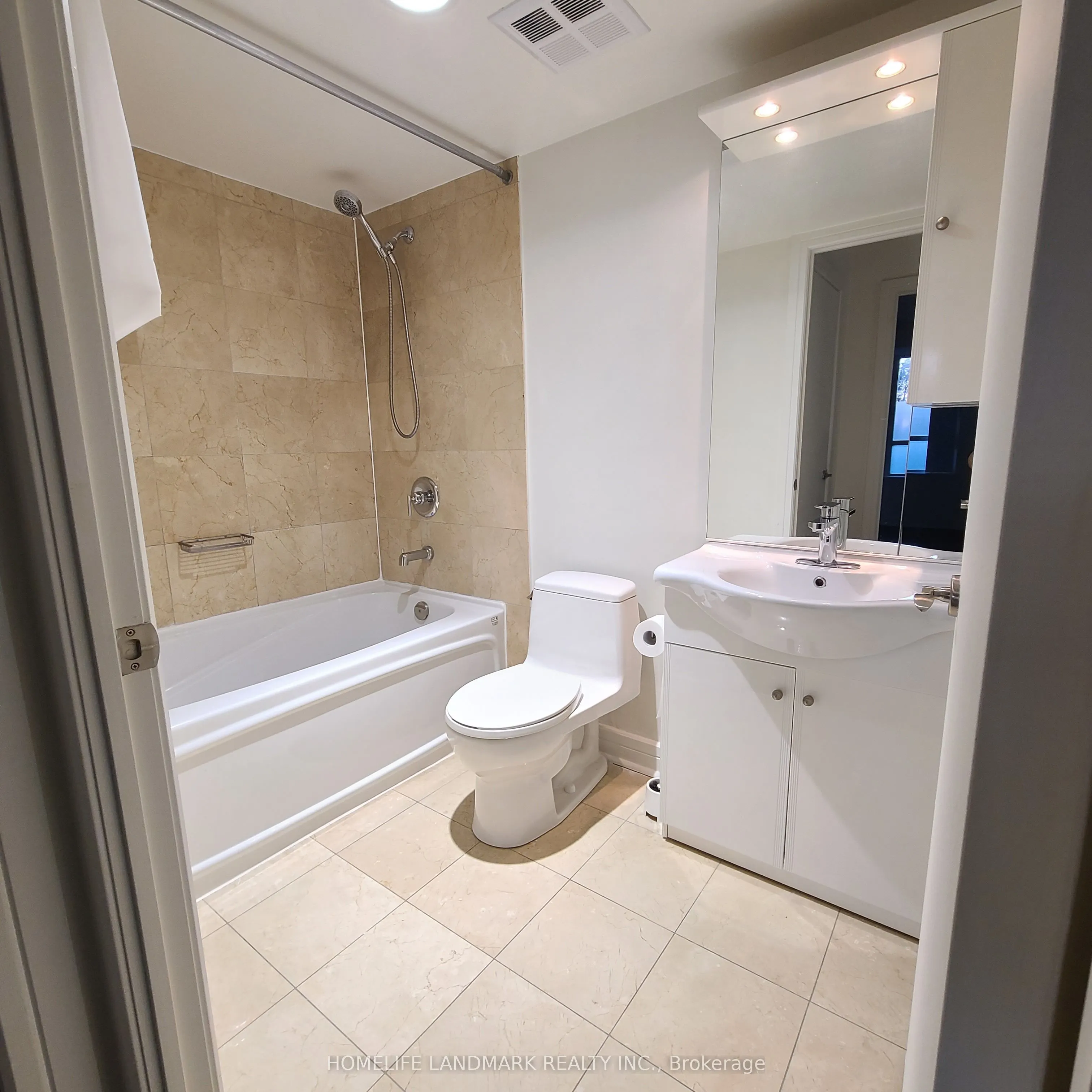 18 Harrison Garden Boulevard, #312