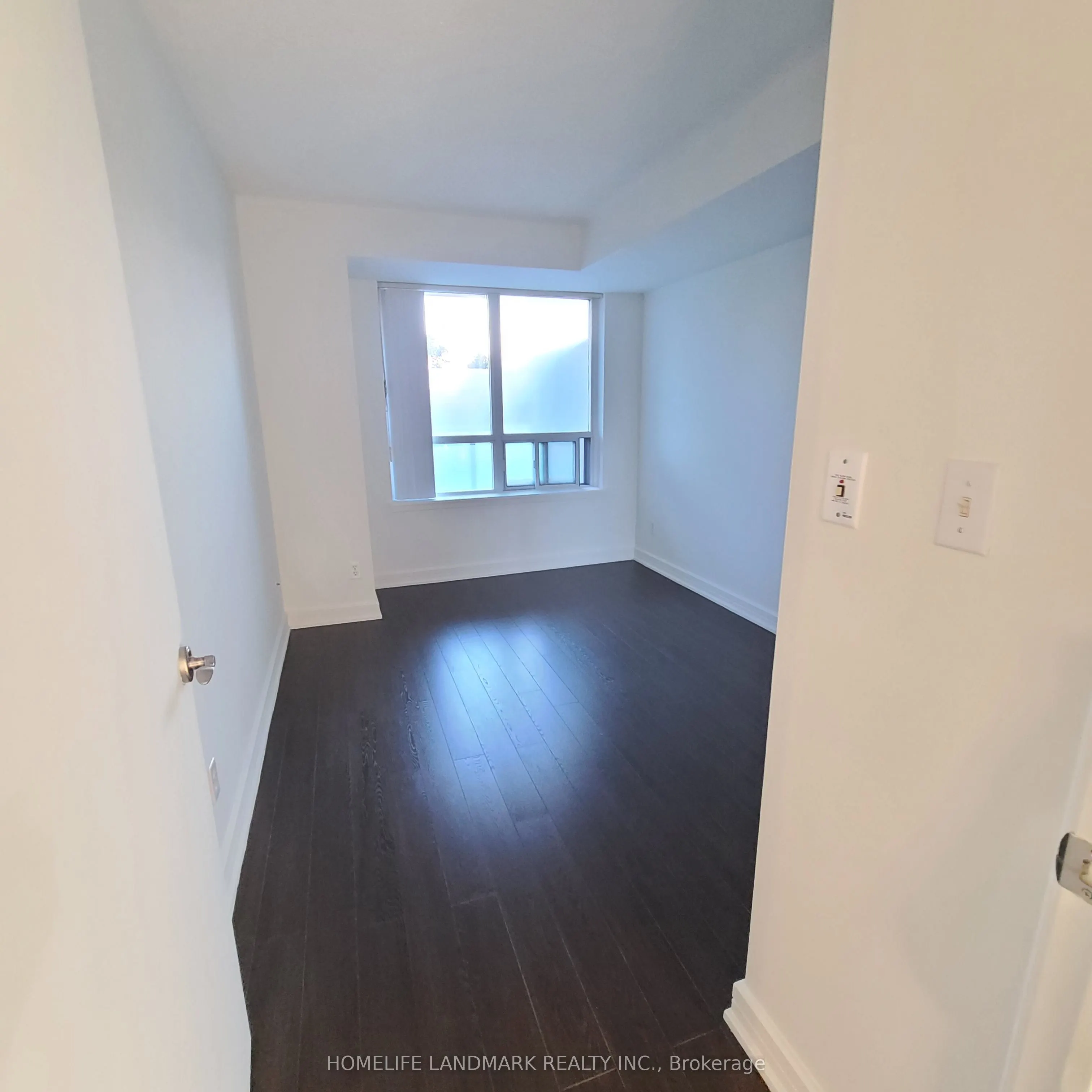 18 Harrison Garden Boulevard, #312