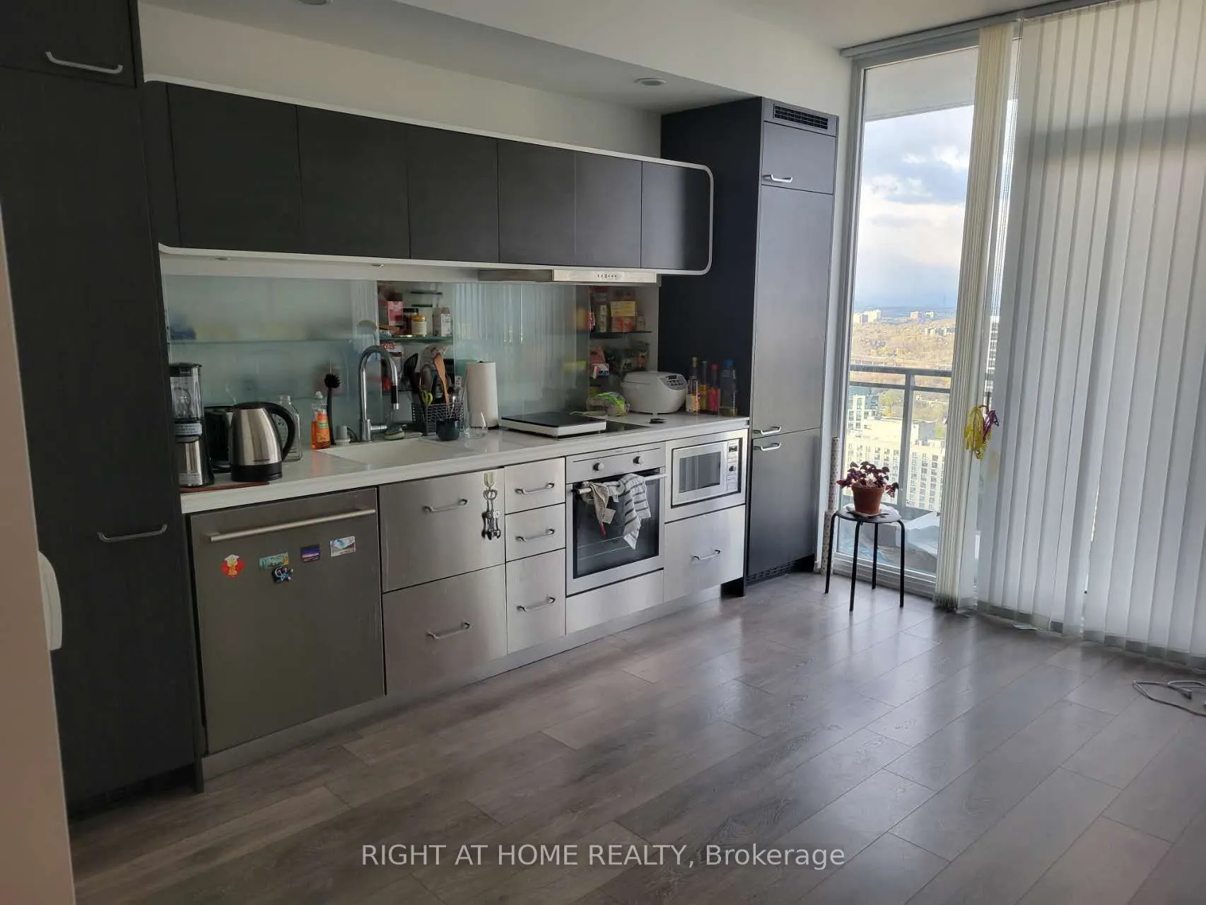 45 Charles Street E, #5011
