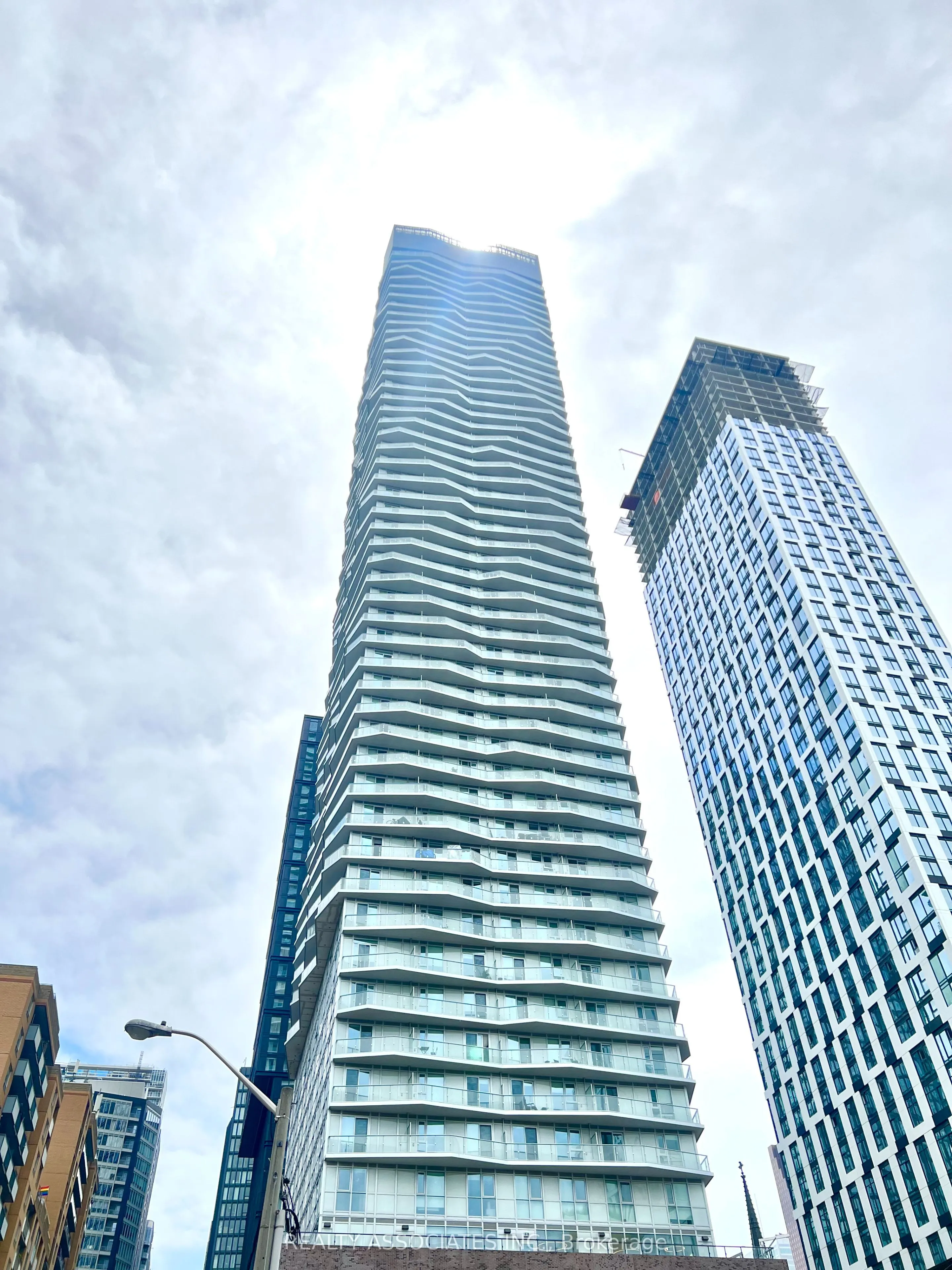 82 Dalhousie Street, #3902
