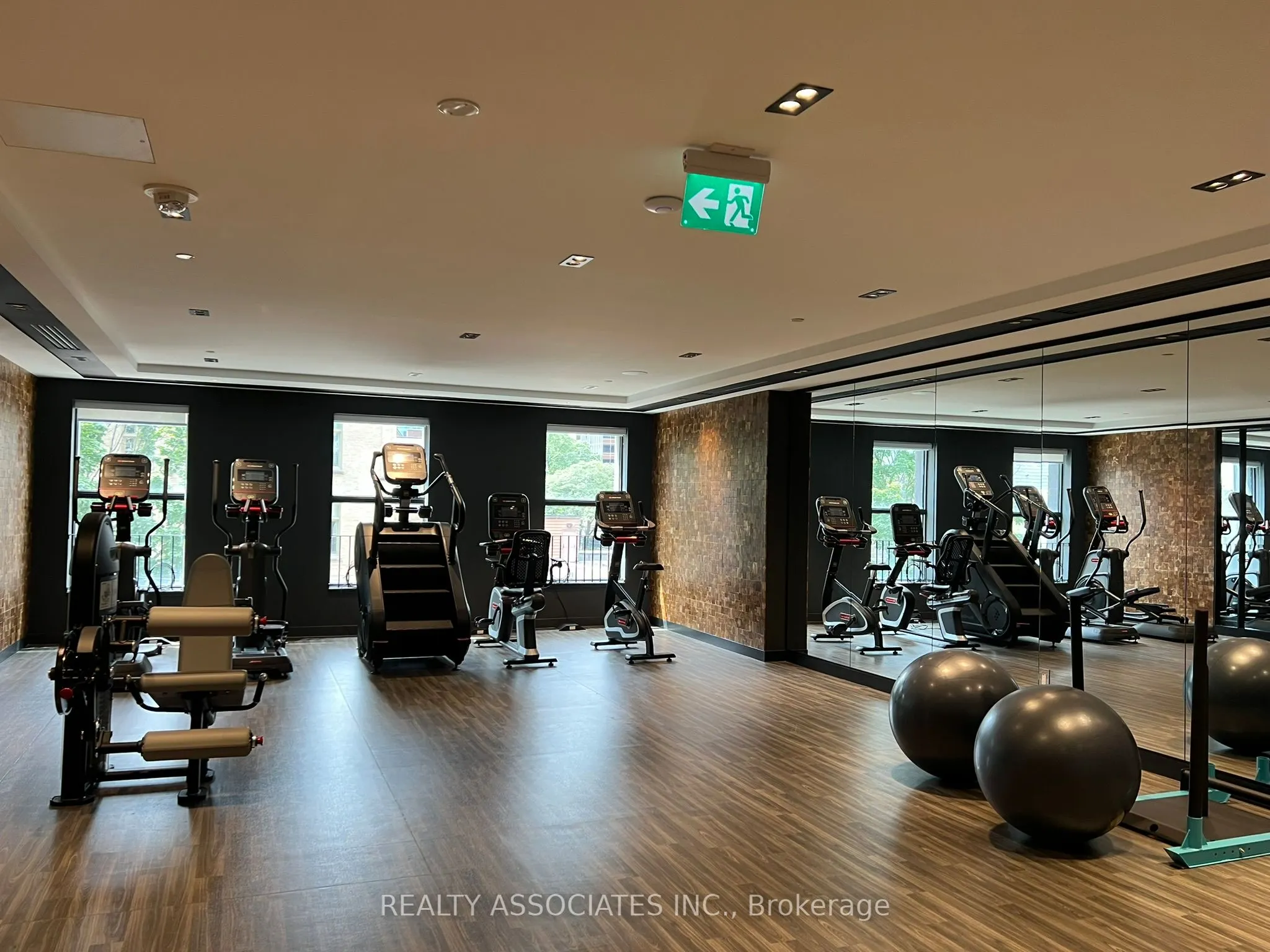 82 Dalhousie Street, #3902