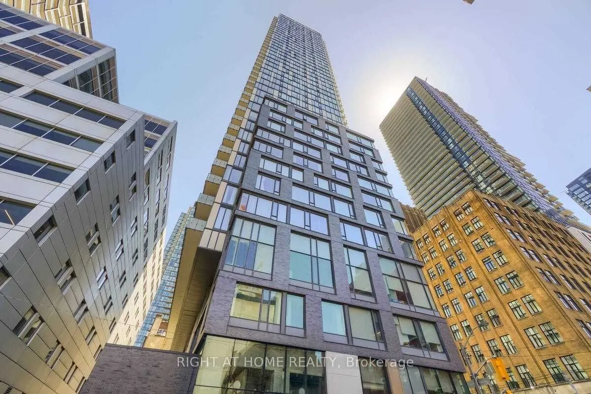 101 Peter Street, #3406