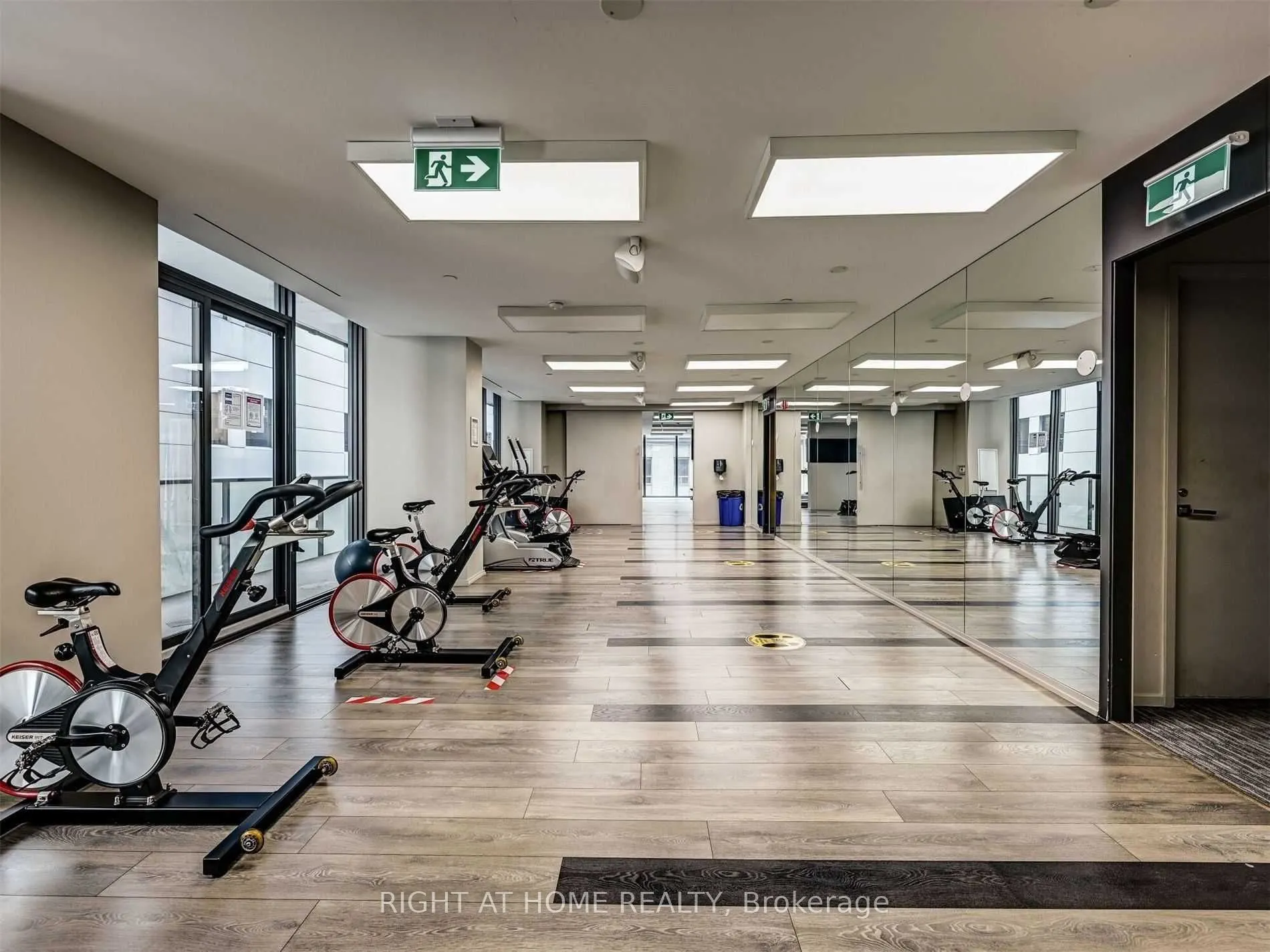 101 Peter Street, #3406