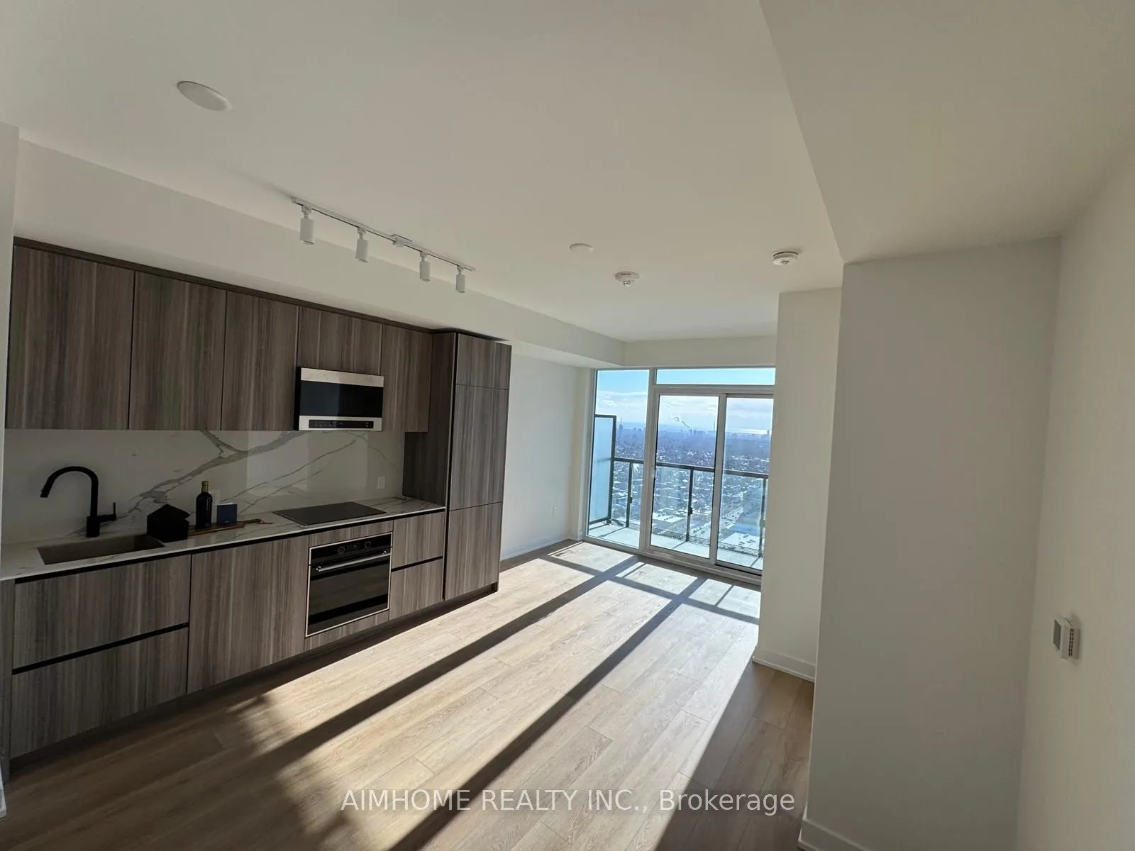 127 Broadway Avenue, #3001