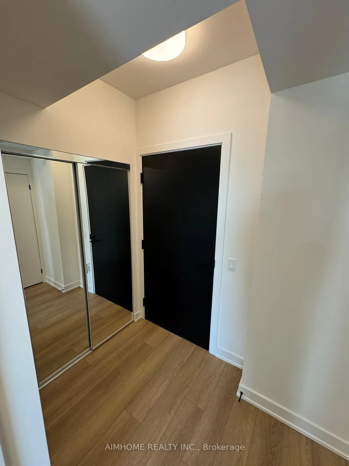 127 Broadway Avenue, #3001