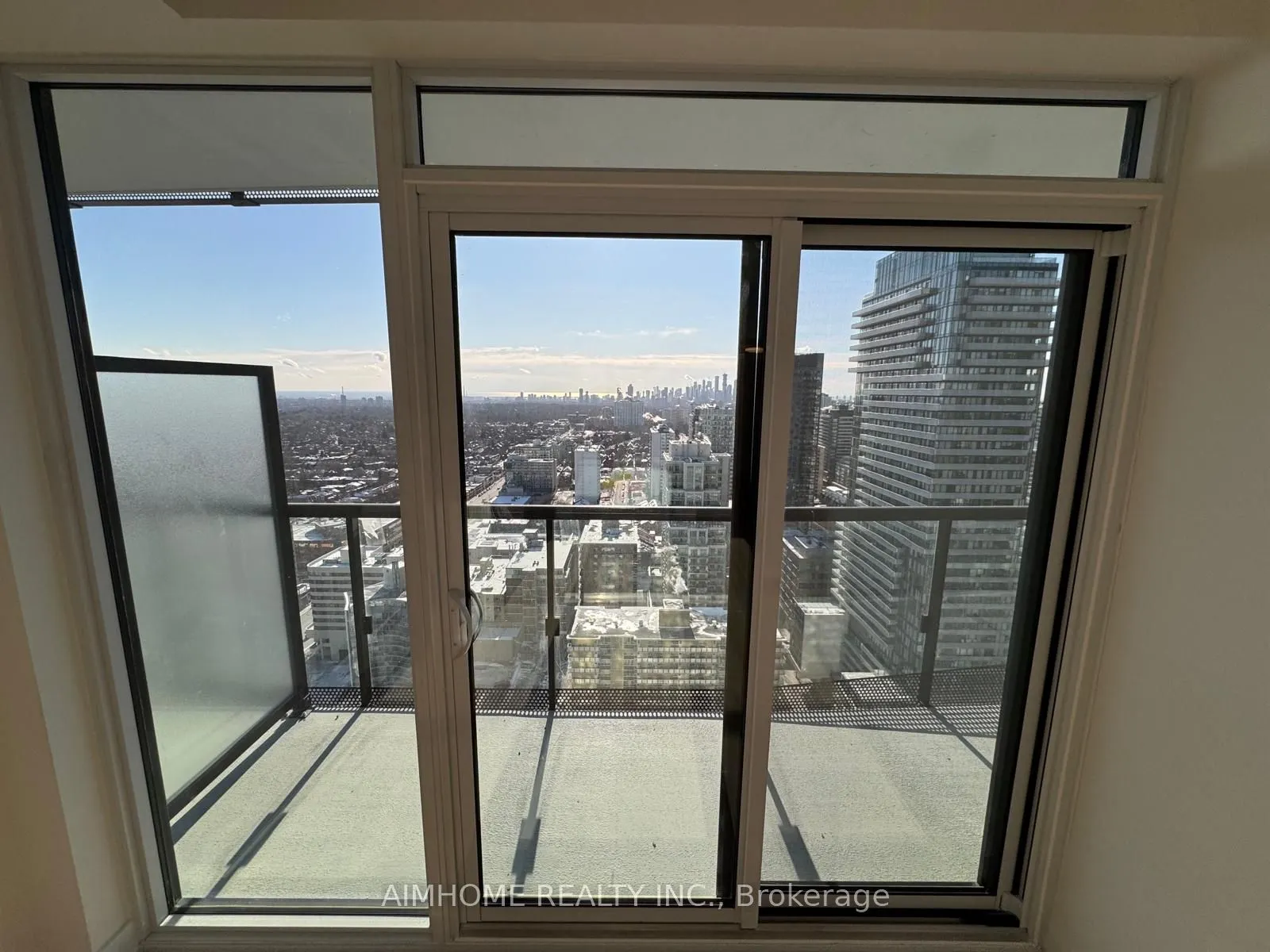 127 Broadway Avenue, #3001
