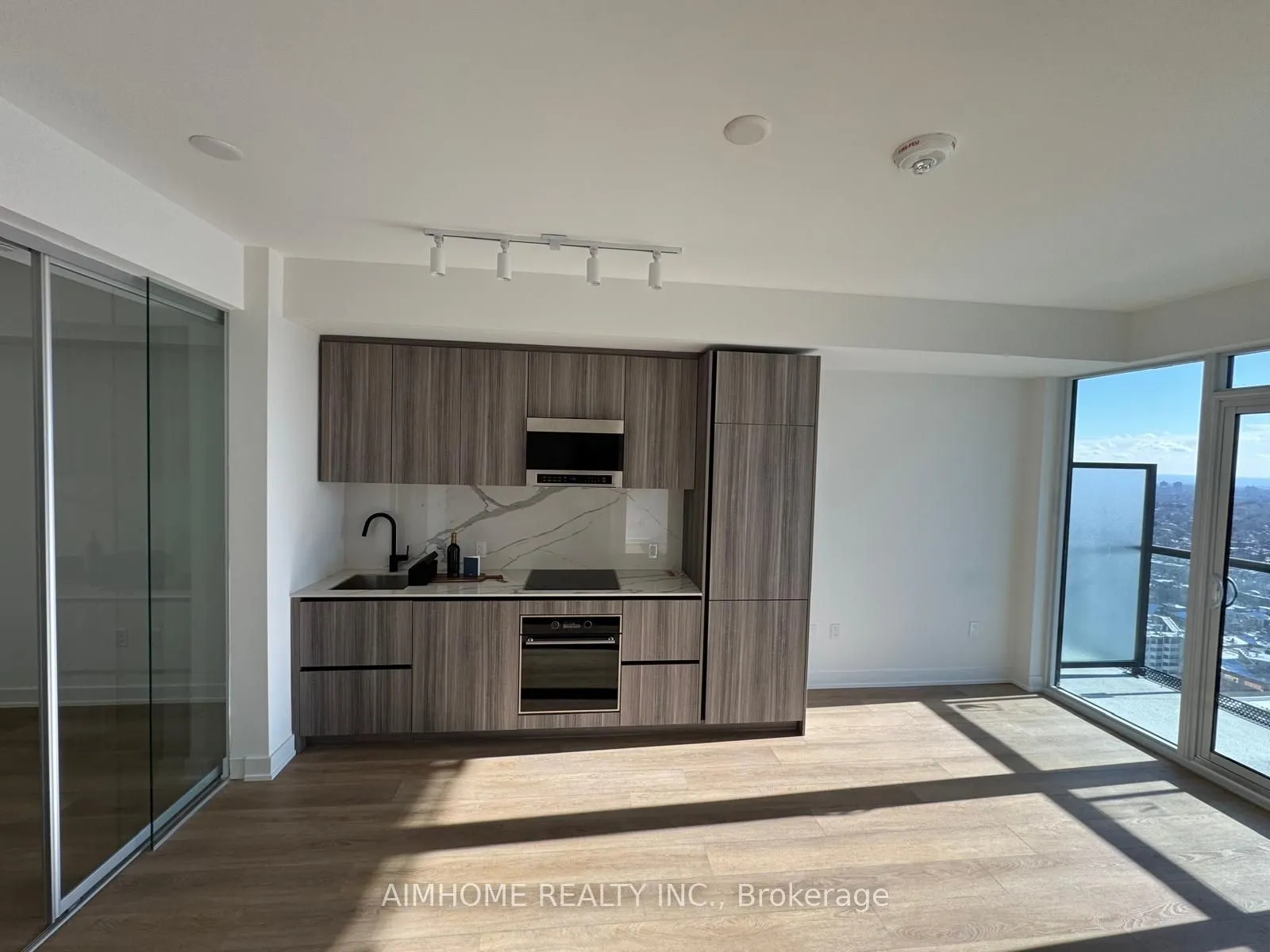127 Broadway Avenue, #3001