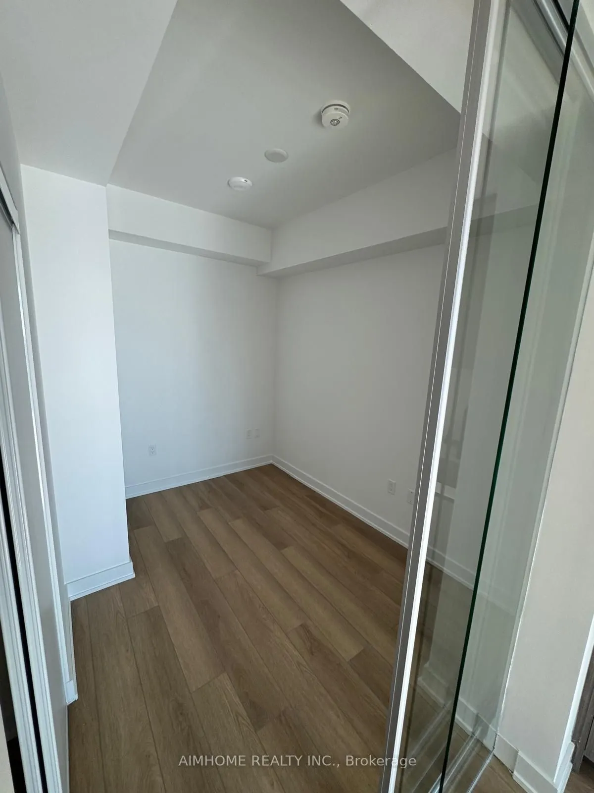 127 Broadway Avenue, #3001