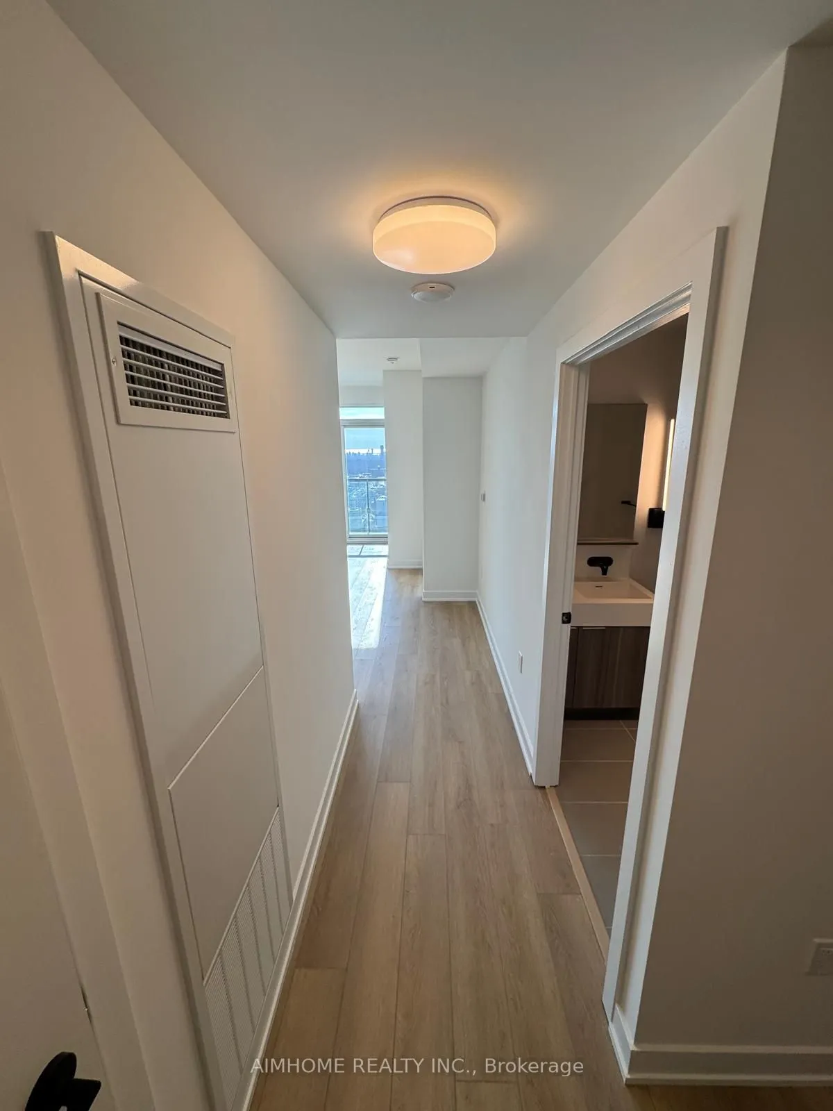 127 Broadway Avenue, #3001