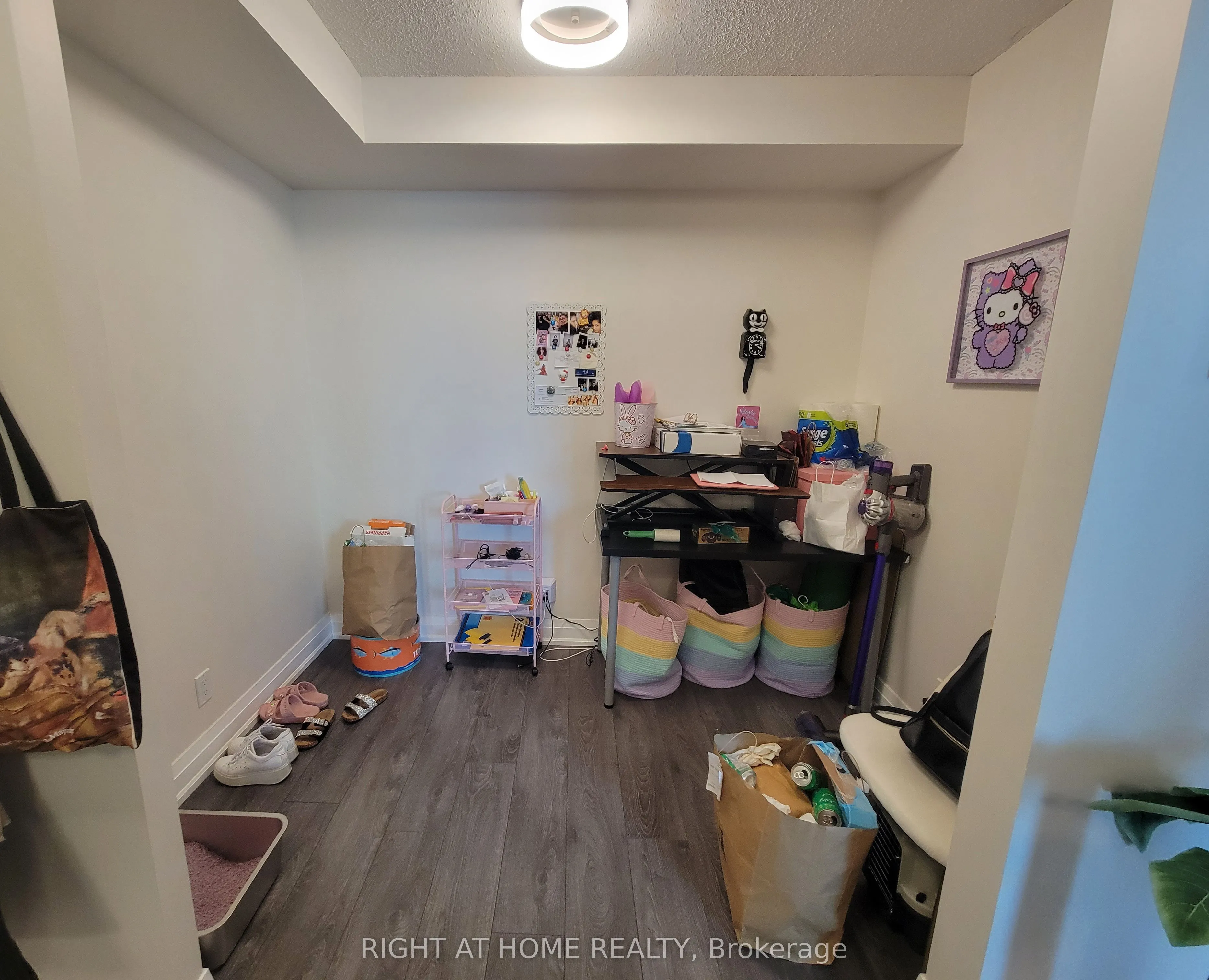 81 Navy Wharf Court, #916