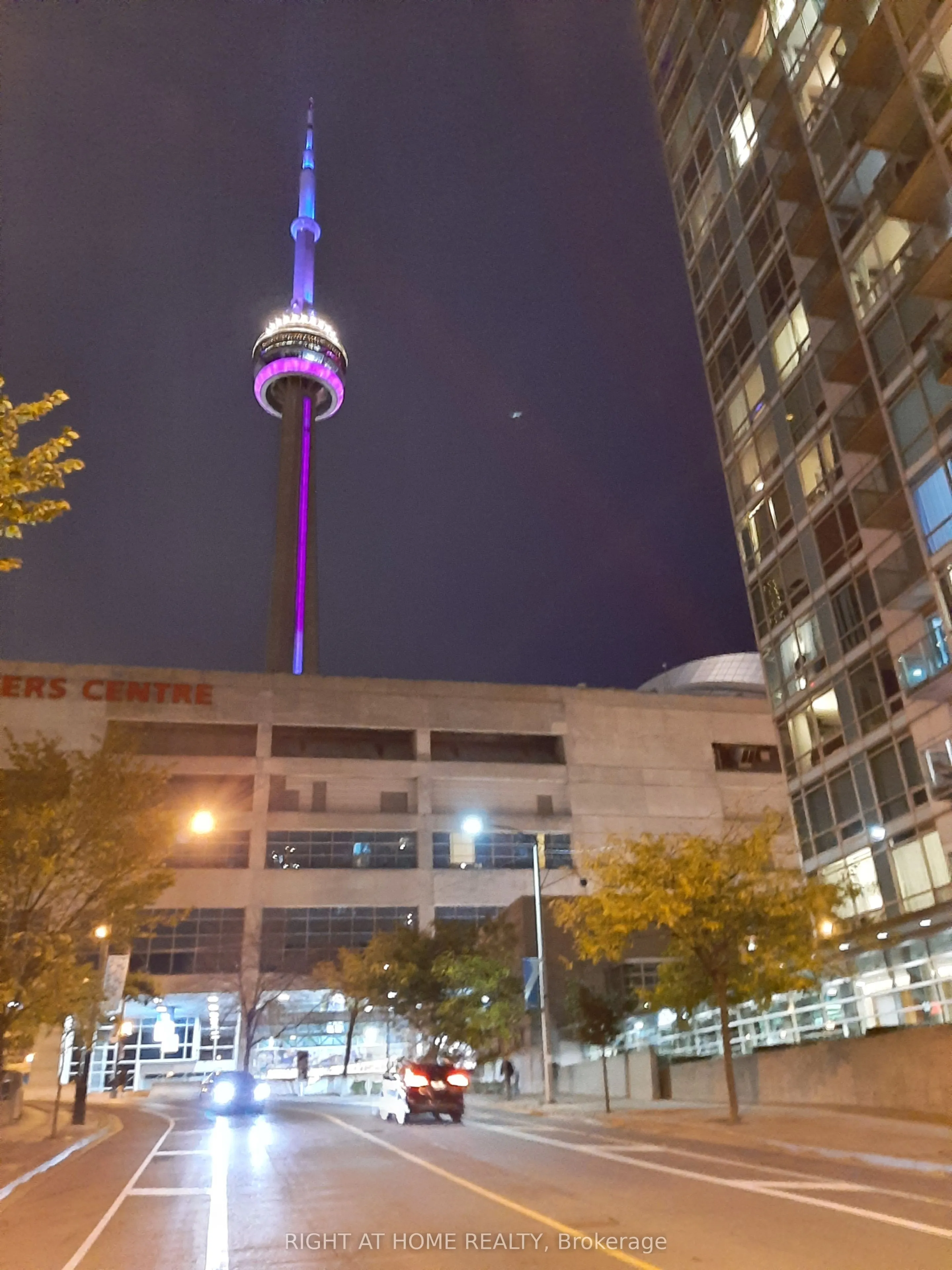 81 Navy Wharf Court, #916