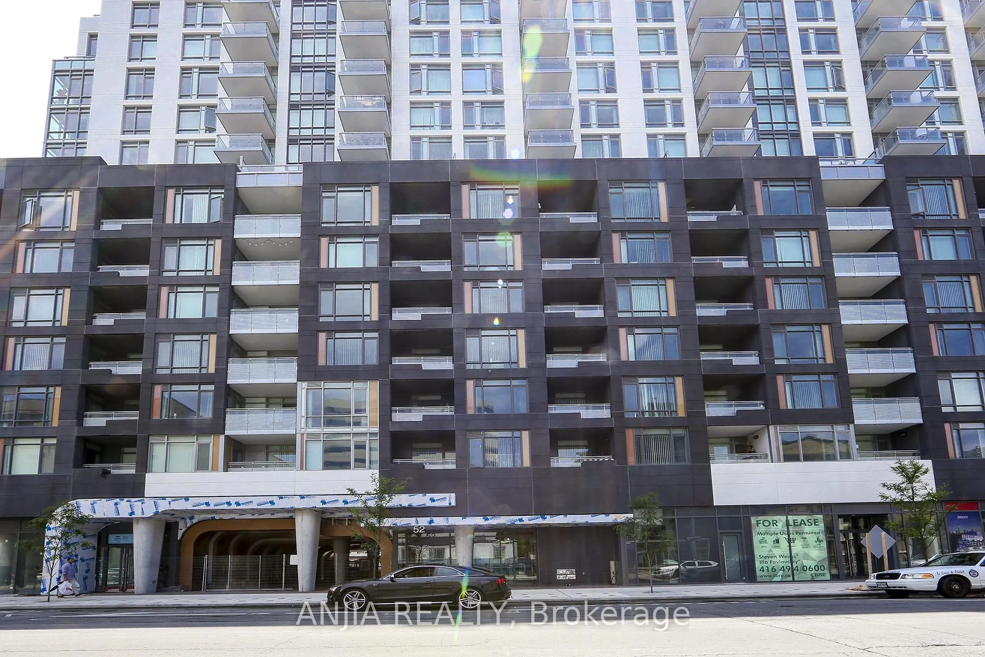 525 Adelaide Street W, #PH11