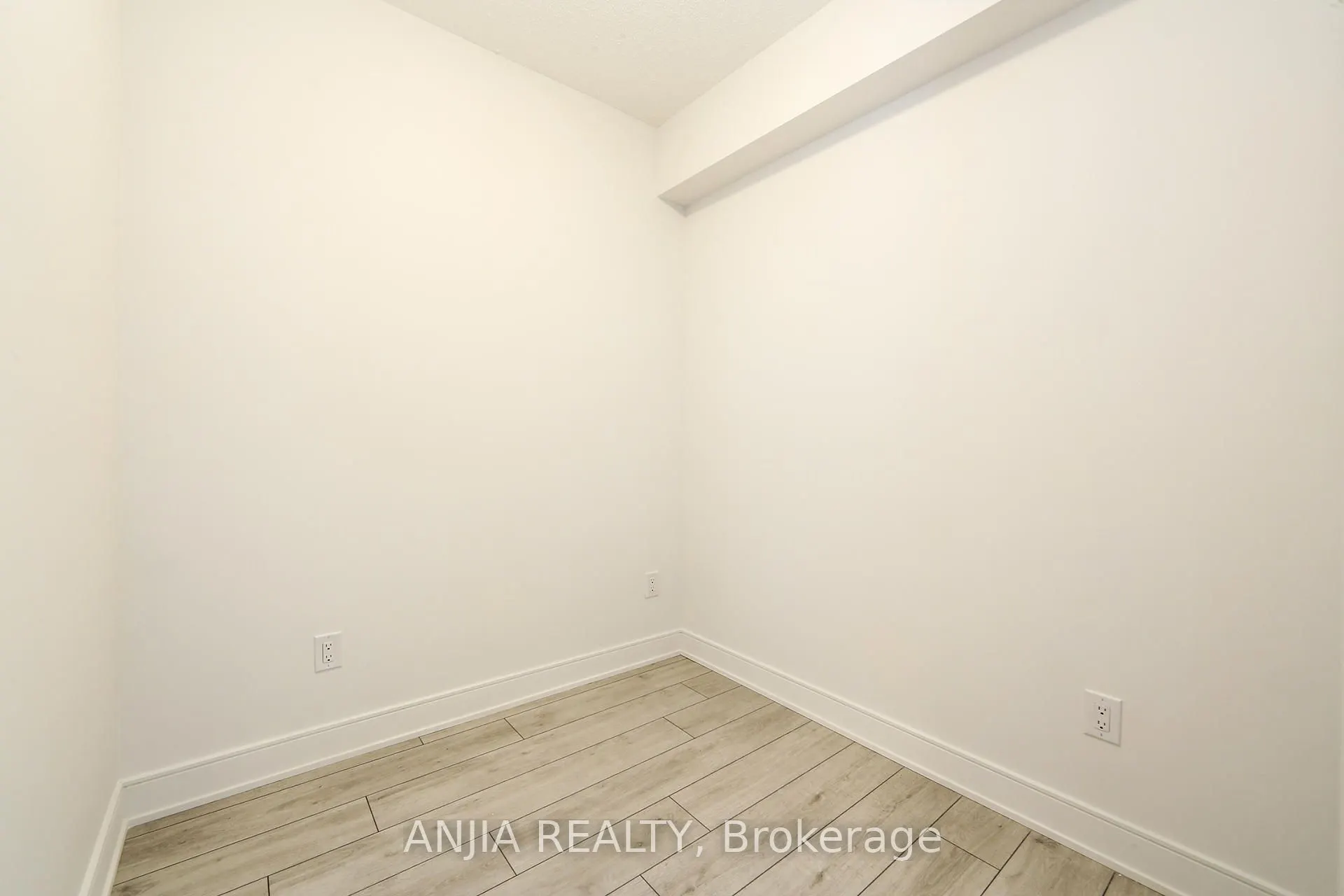 525 Adelaide Street W, #PH11
