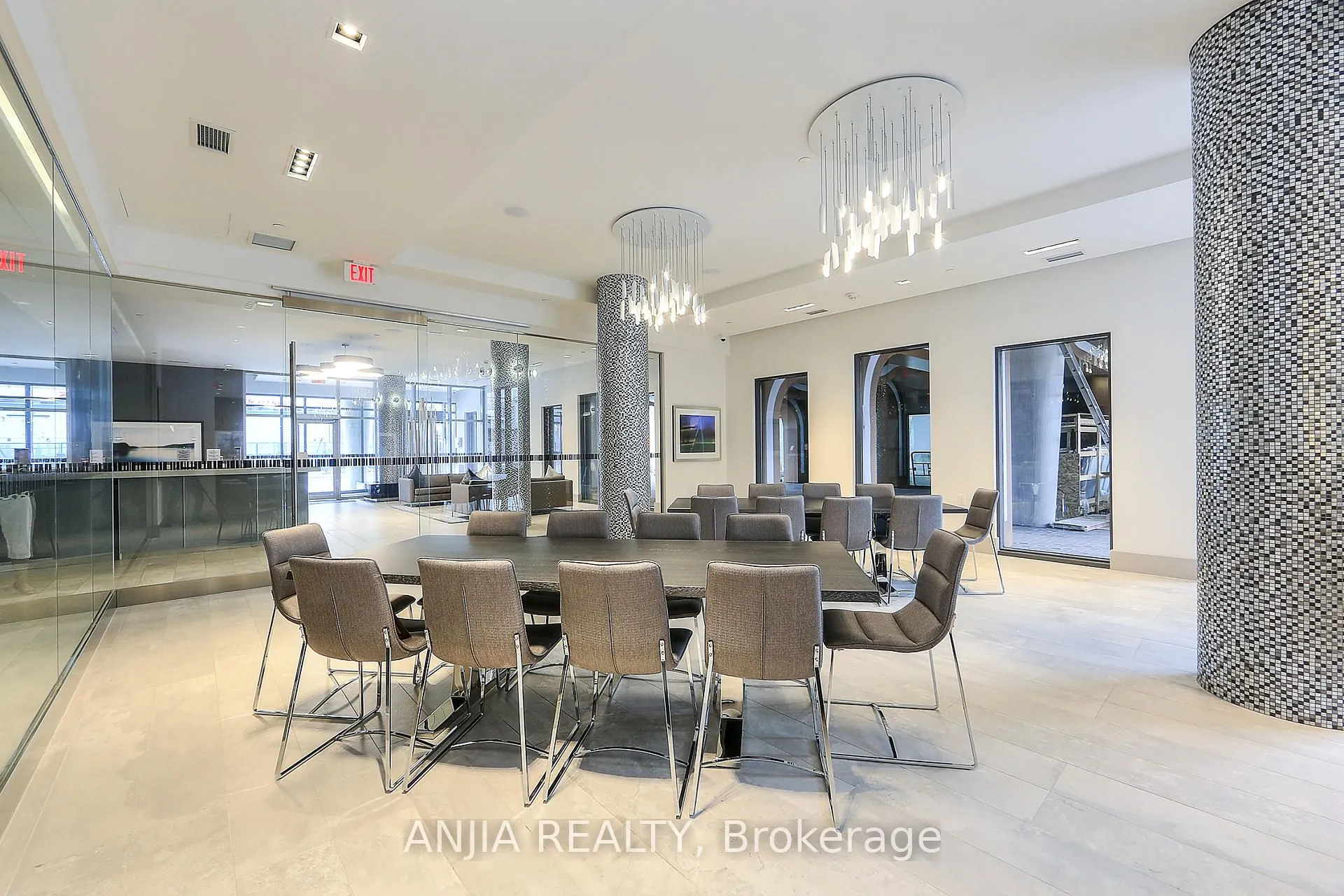525 Adelaide Street W, #PH11