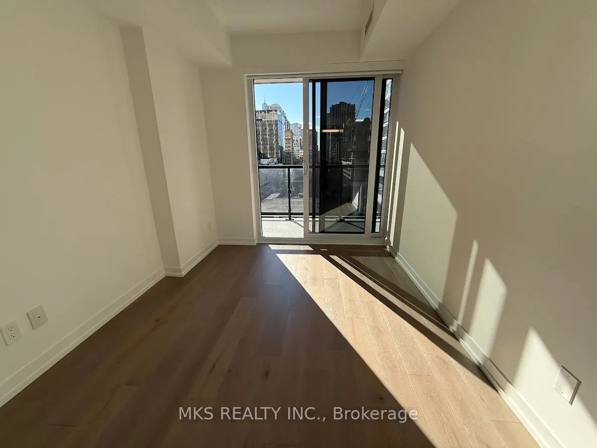 771 Yonge Street, #801