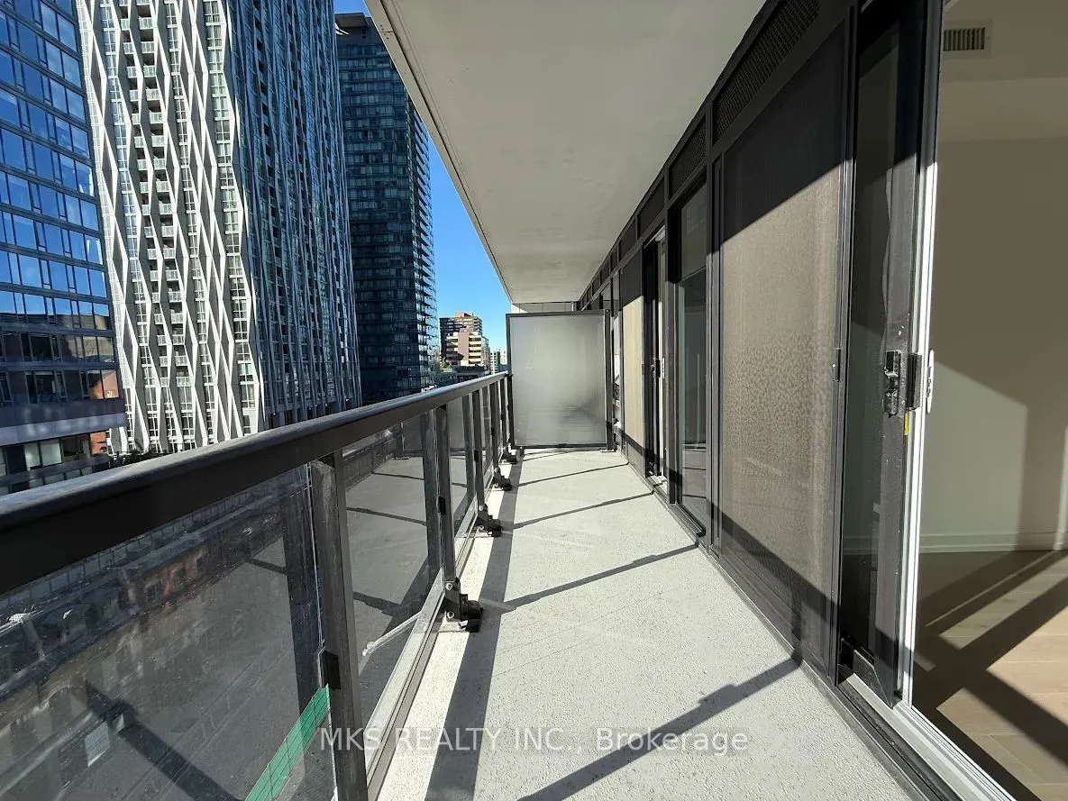 771 Yonge Street, #801