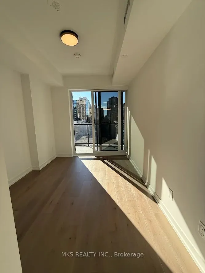 771 Yonge Street, #801