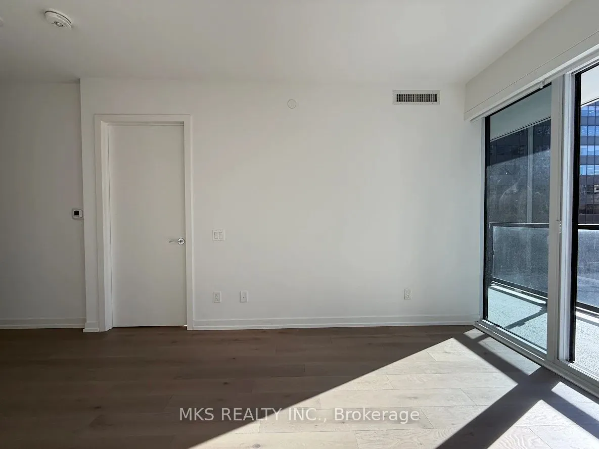 771 Yonge Street, #801