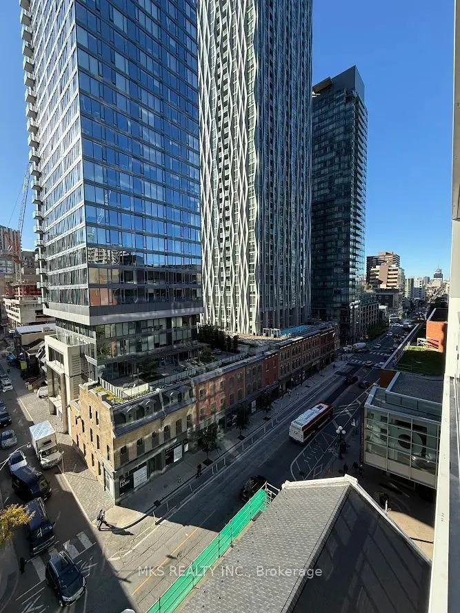 771 Yonge Street, #801