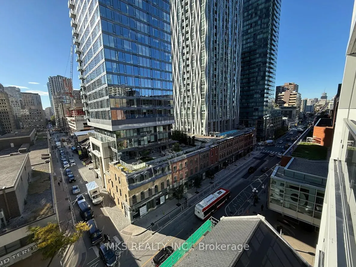 771 Yonge Street, #801